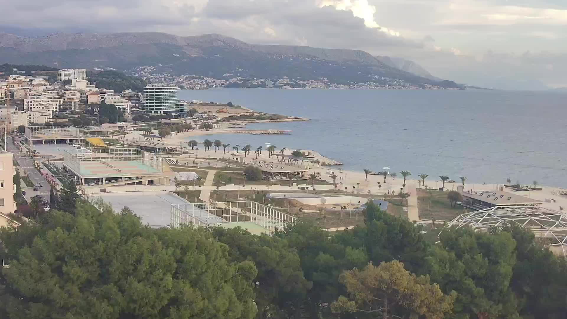 Playa Žnjan e instalaciones deportivas – Split