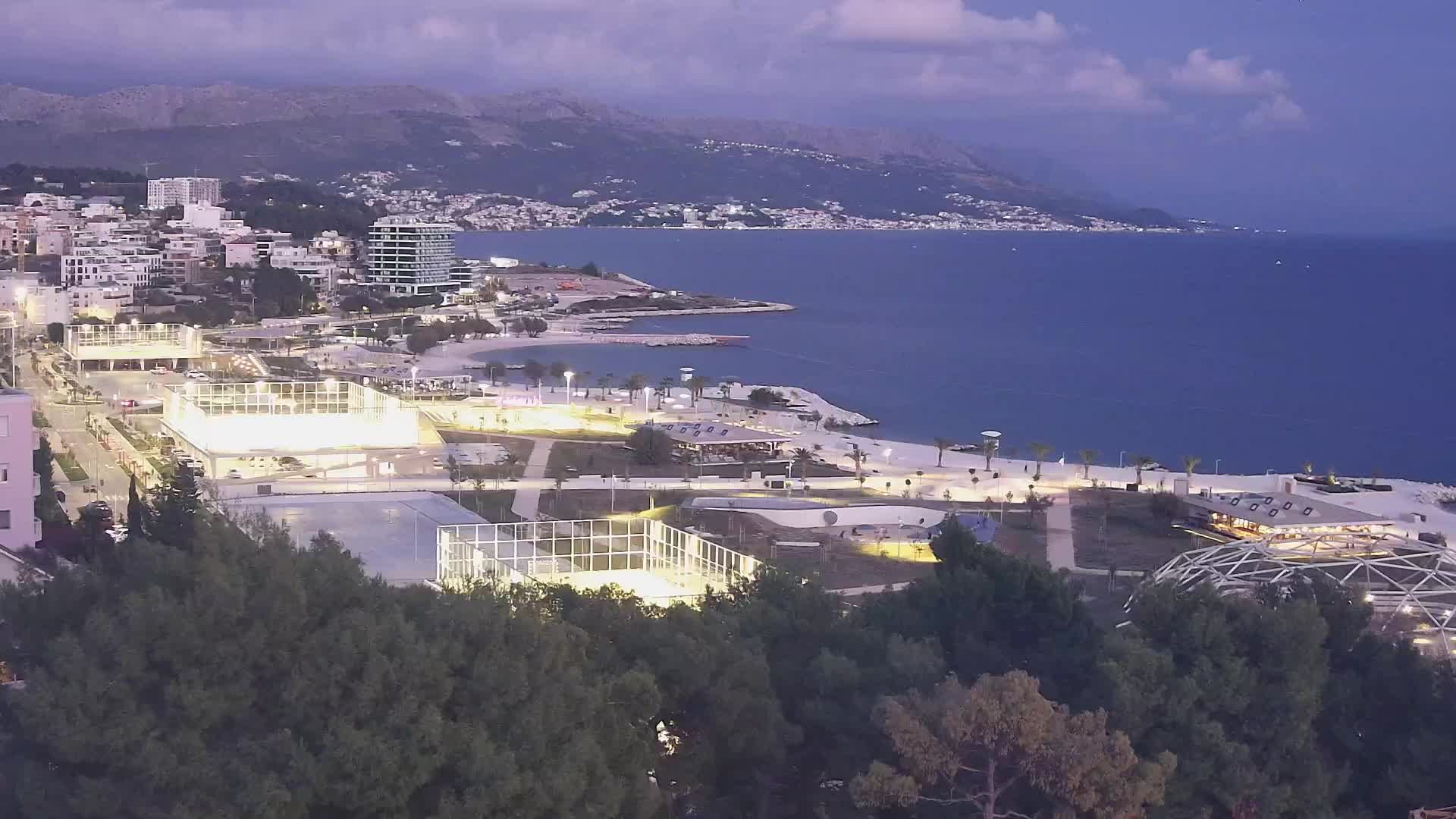 Plaža Žnjan in športni objekti – Split