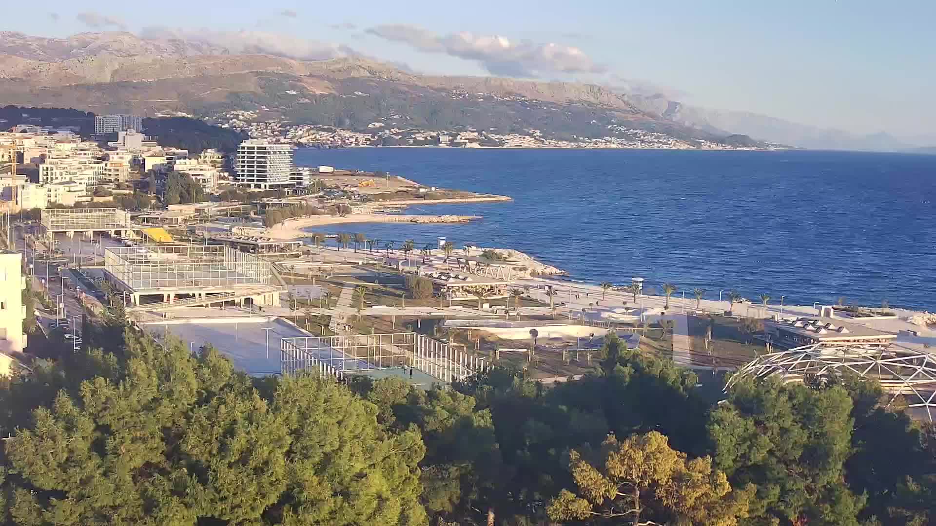 Plaža Žnjan in športni objekti – Split
