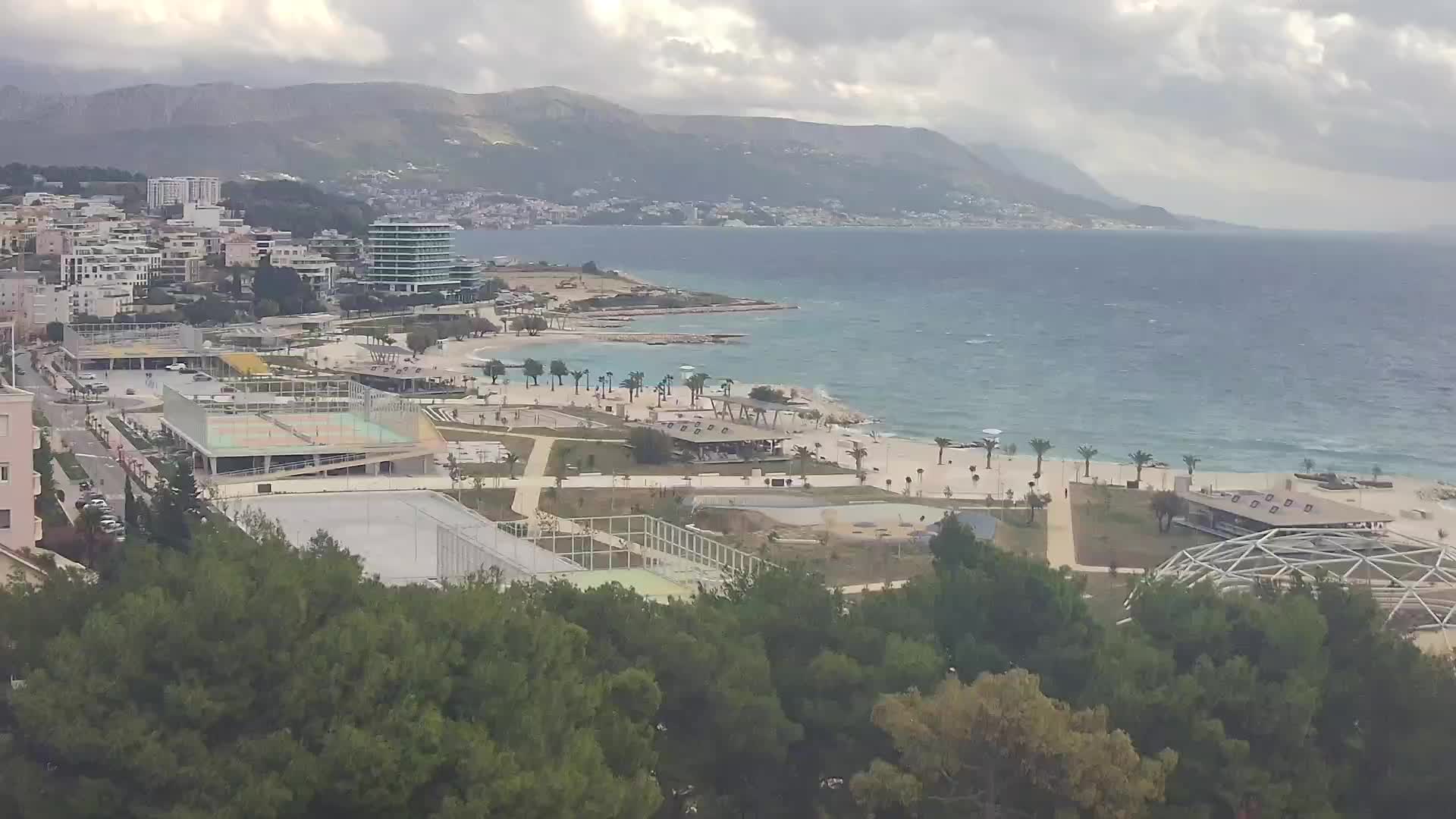 Playa Žnjan e instalaciones deportivas – Split