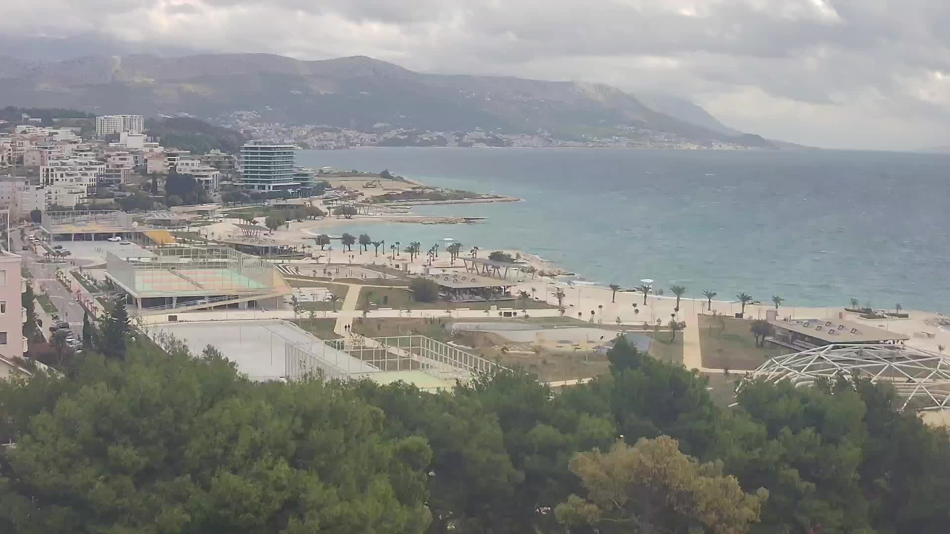 Plaža Žnjan in športni objekti – Split
