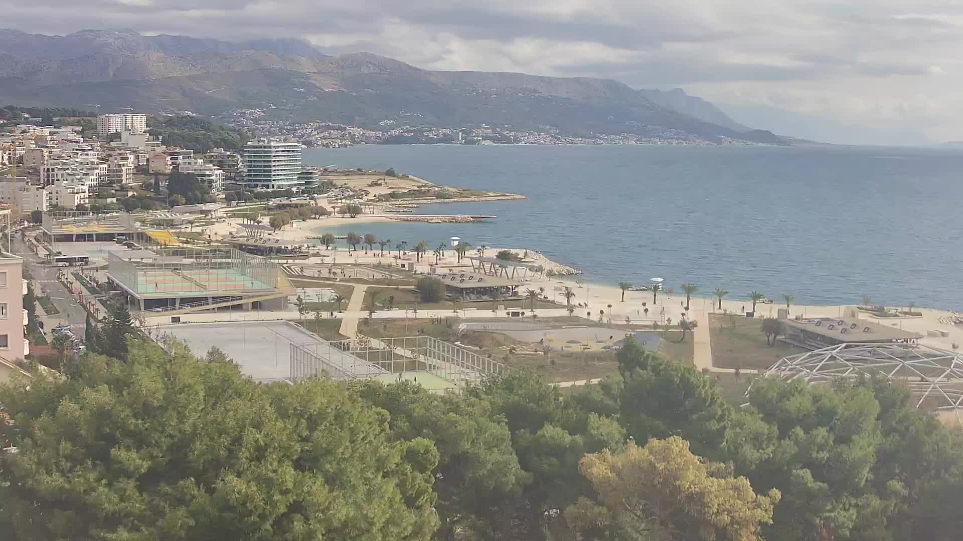 Plaža Žnjan in športni objekti – Split