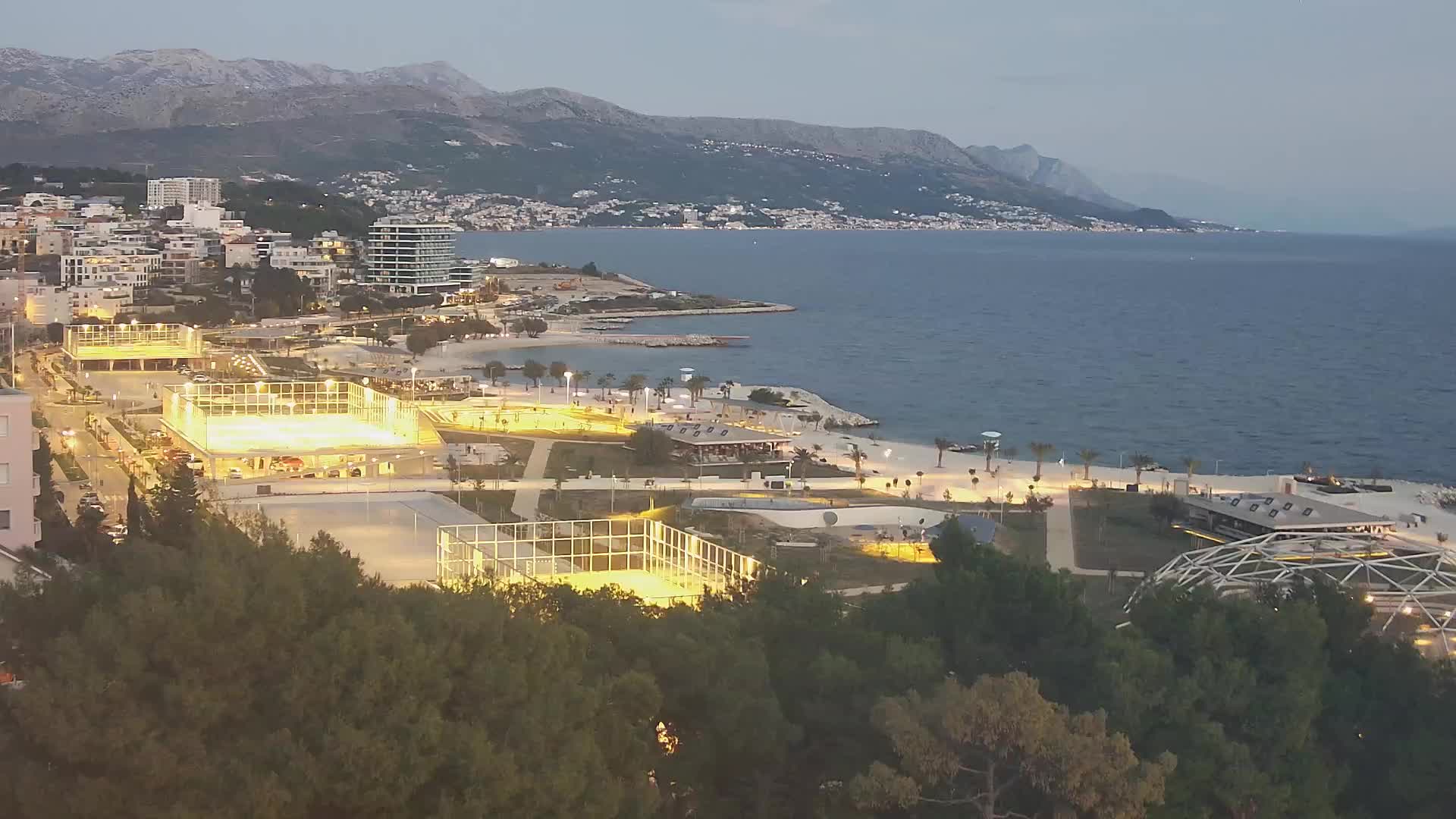 Plaža Žnjan in športni objekti – Split