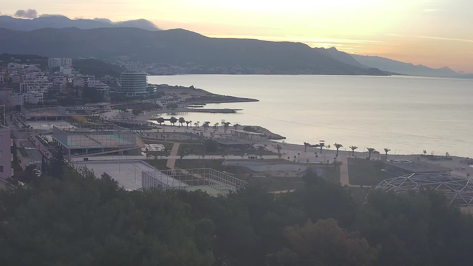 Plage Žnjan et installations sportives – Split