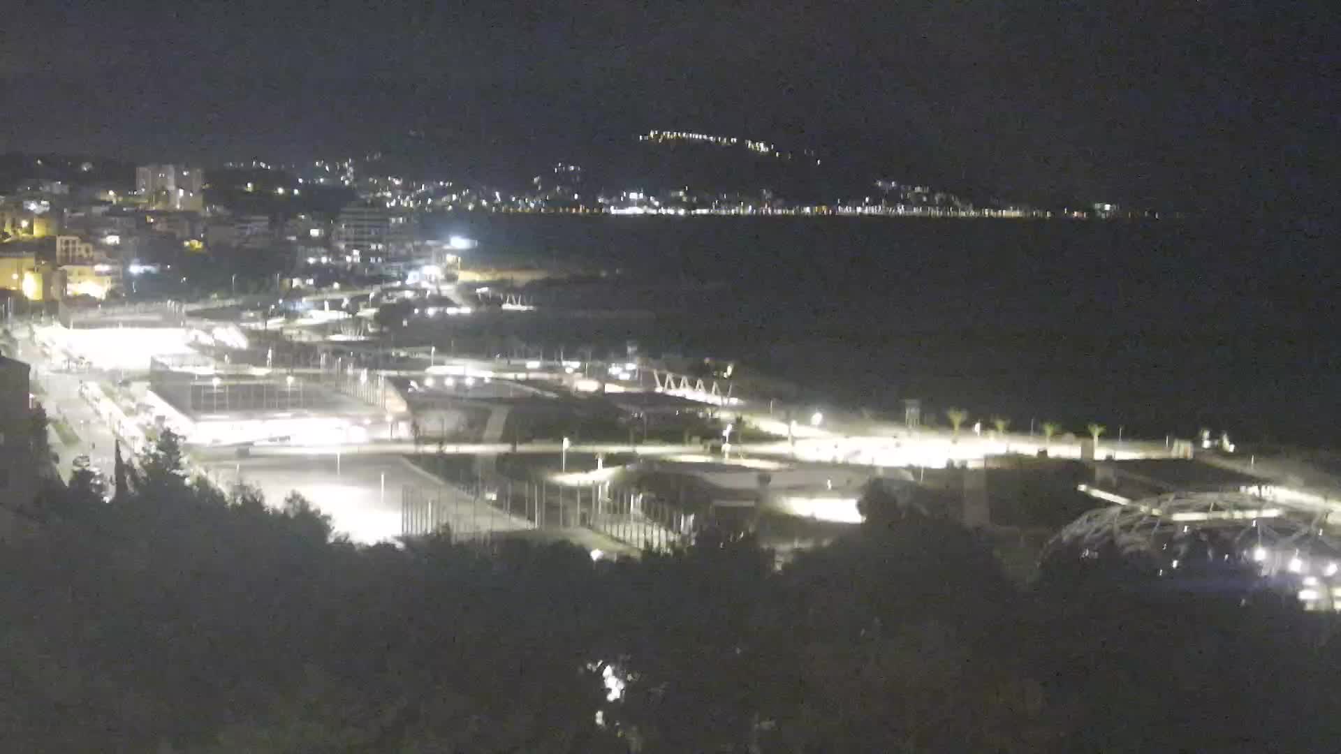 Playa Žnjan e instalaciones deportivas – Split