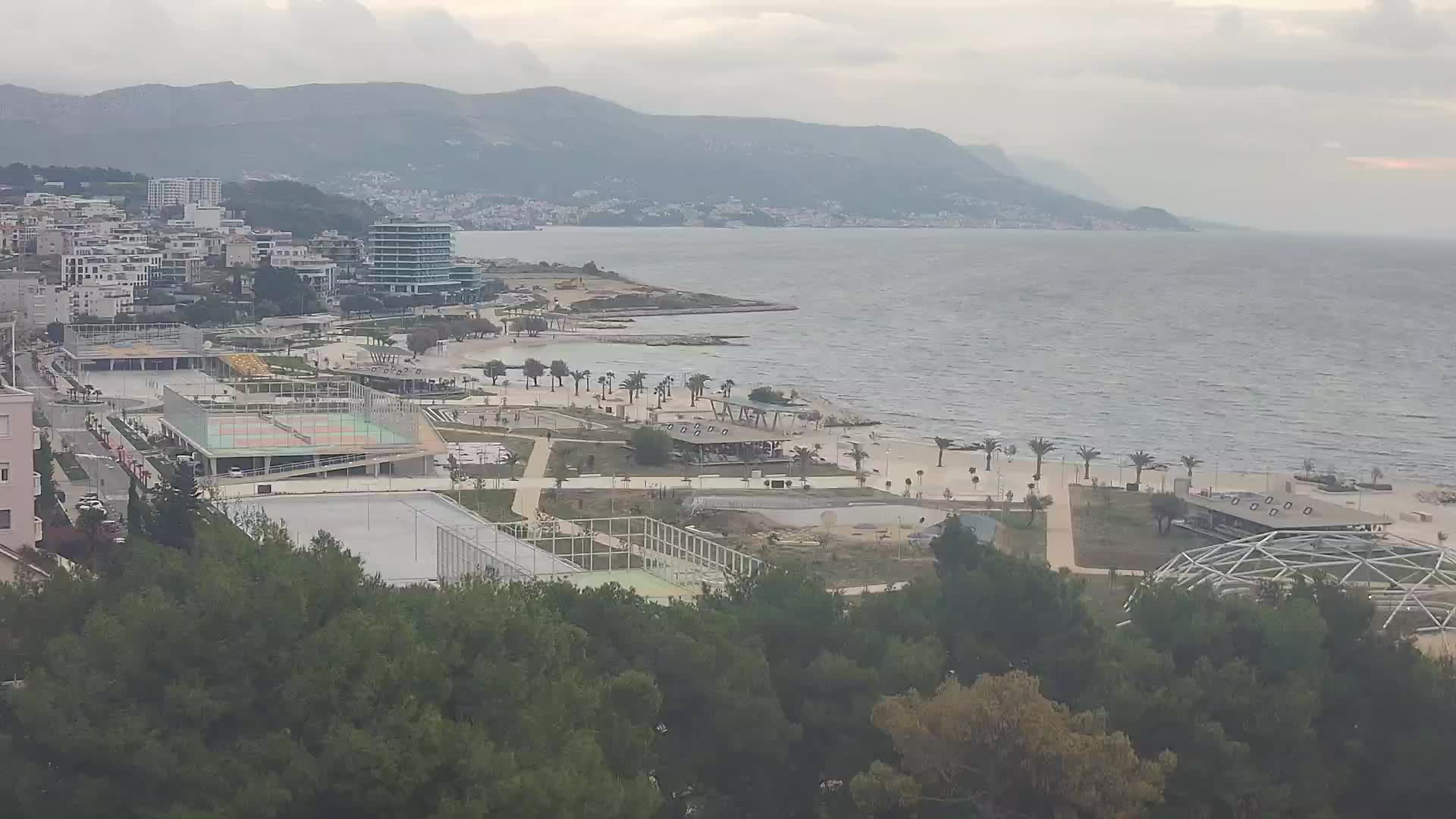 Plage Žnjan et installations sportives – Split