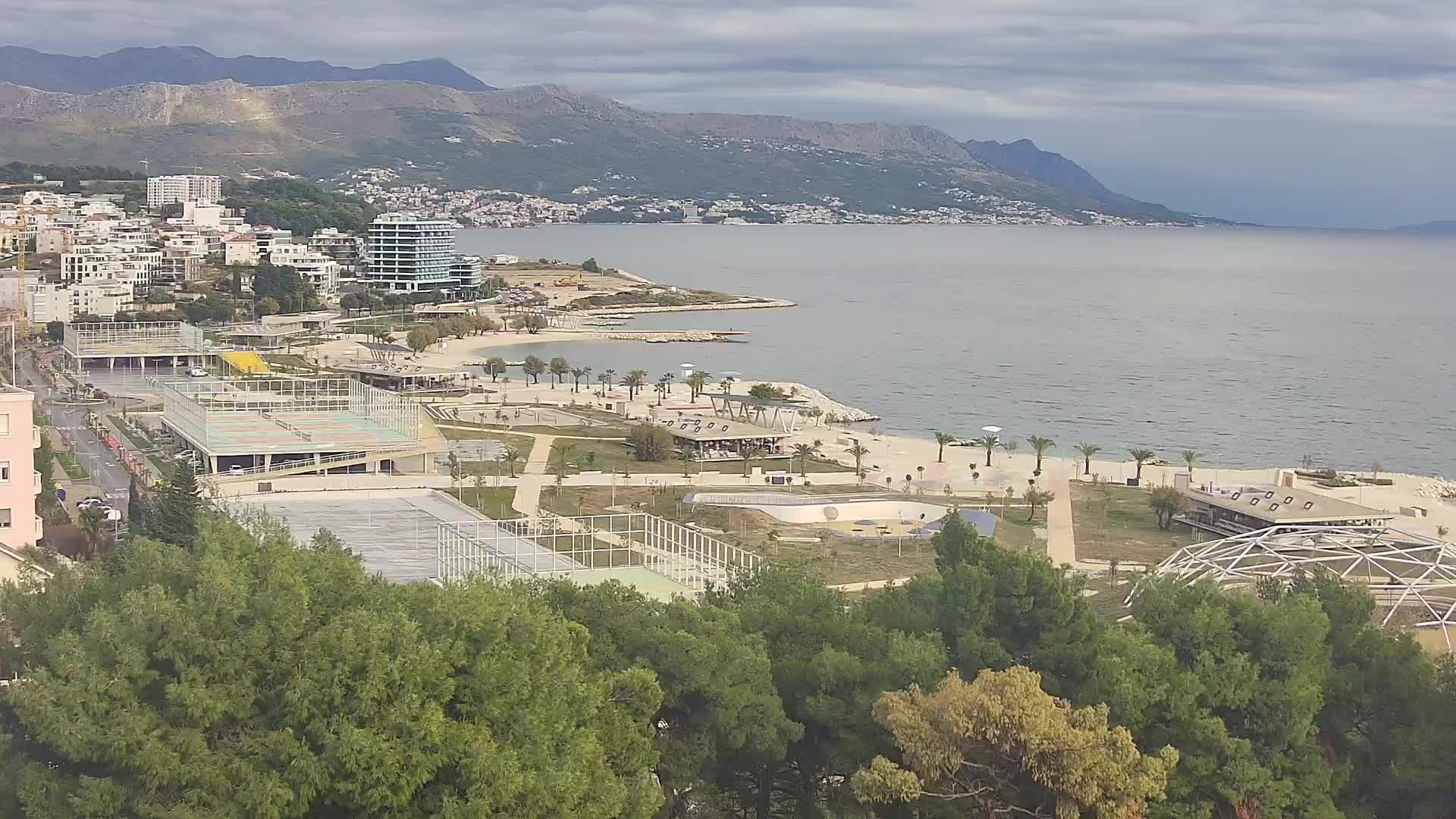Plage Žnjan et installations sportives – Split