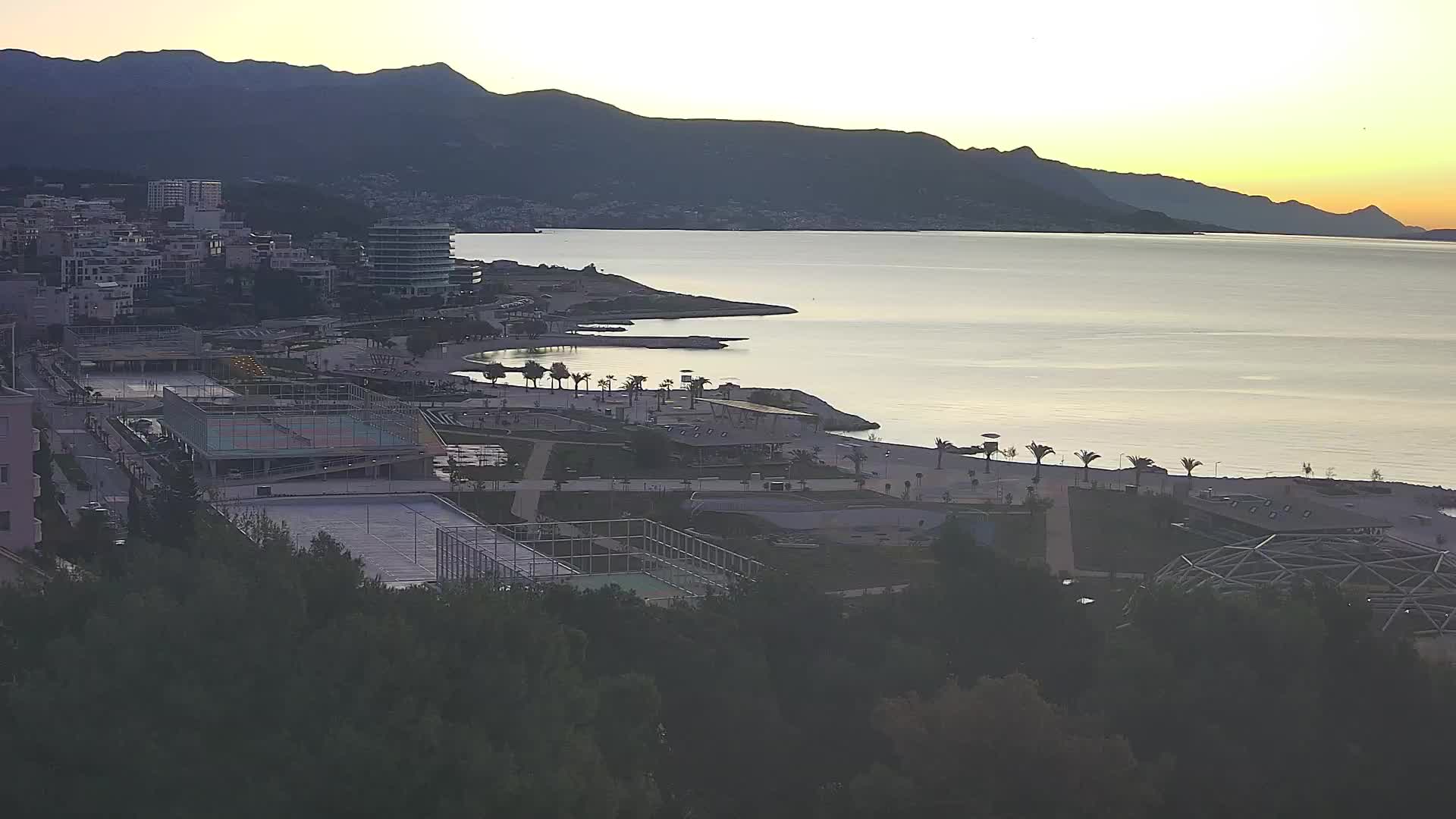 Playa Žnjan e instalaciones deportivas – Split