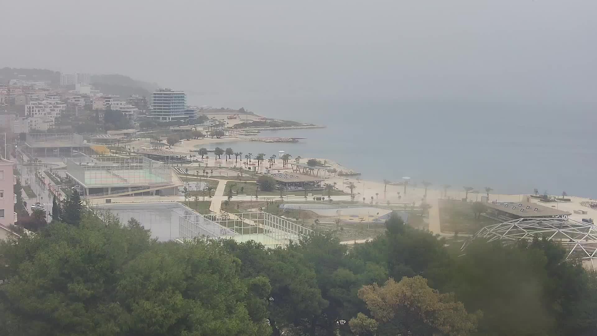 Plaža Žnjan in športni objekti – Split