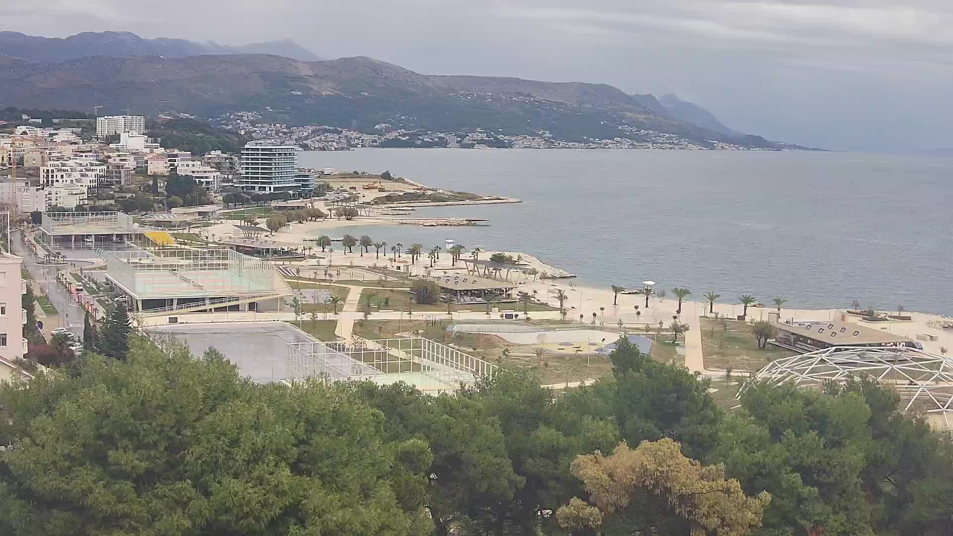 Plaža Žnjan in športni objekti – Split