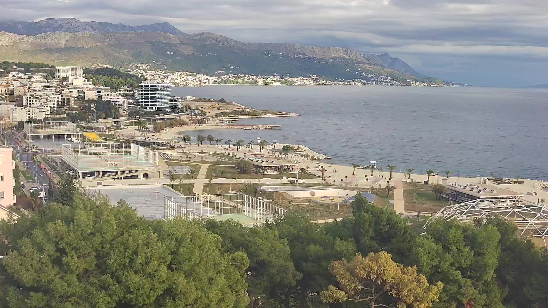 Playa Žnjan e instalaciones deportivas – Split