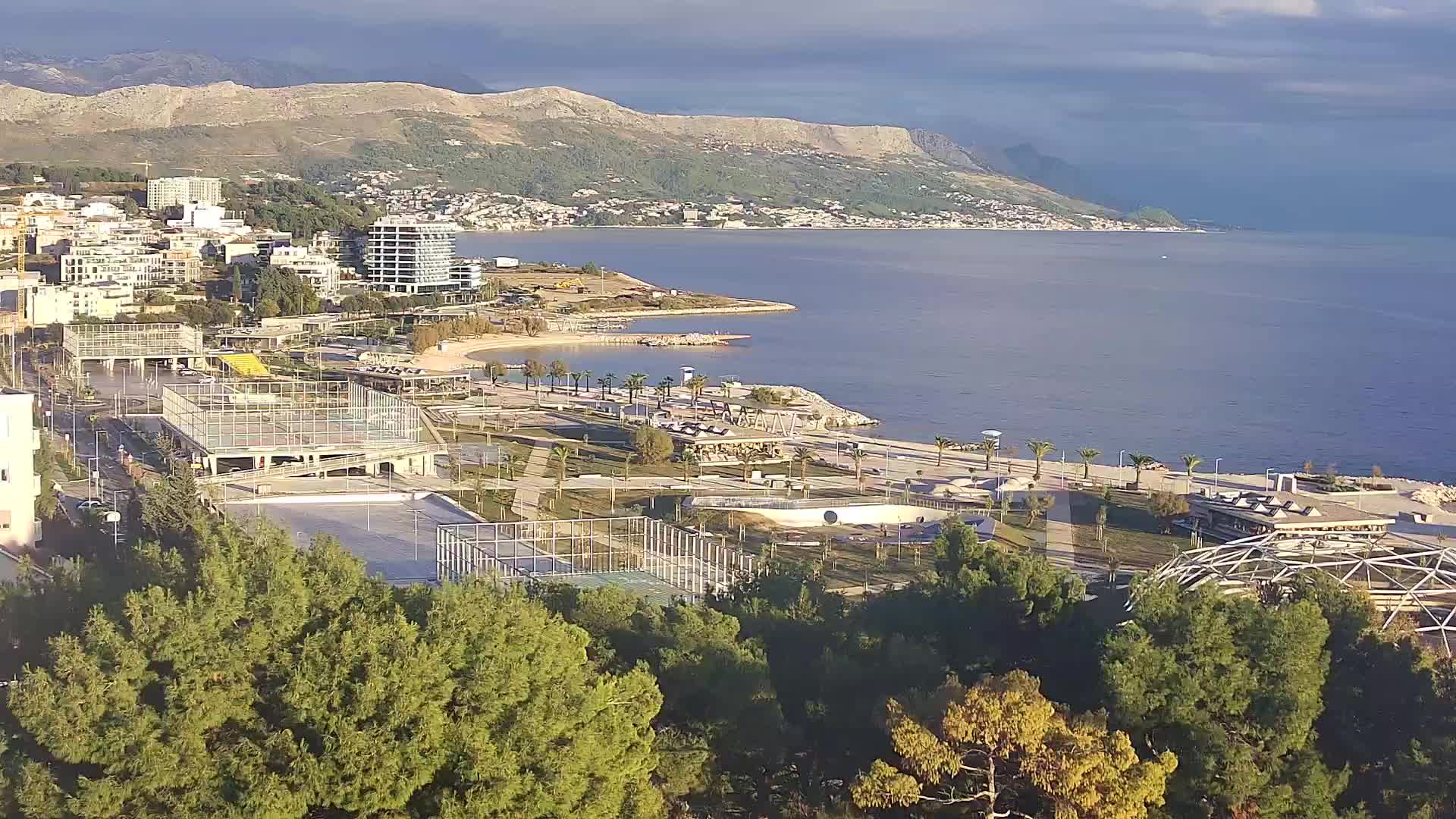 Plaža Žnjan in športni objekti – Split