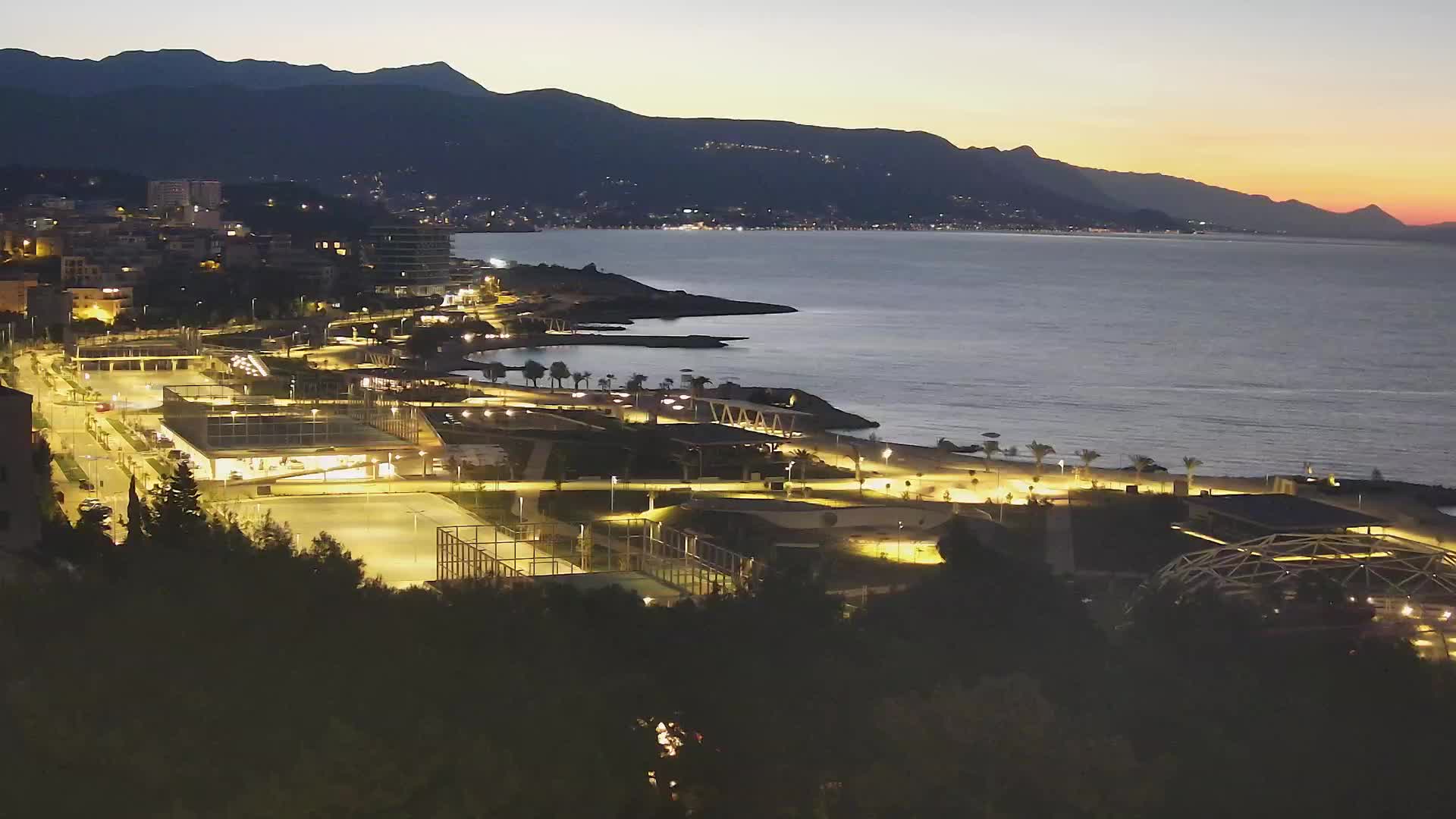 Plaža Žnjan in športni objekti – Split