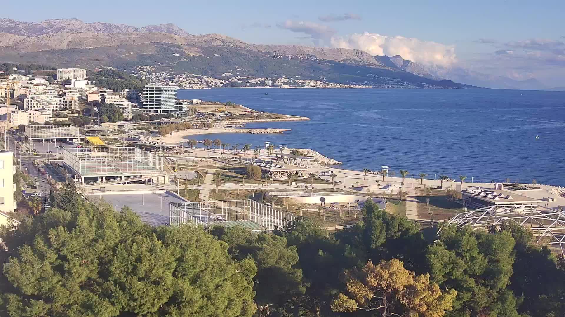 Plaža Žnjan in športni objekti – Split