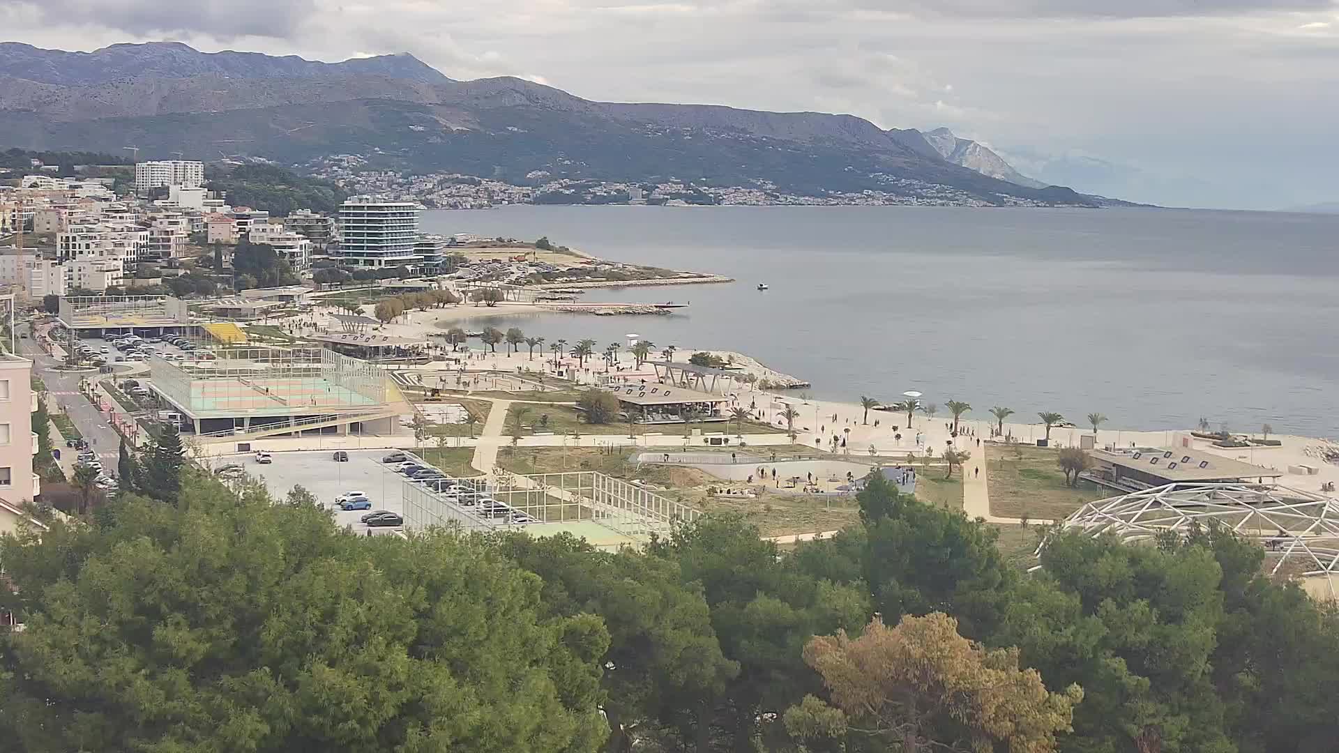 Plage Žnjan et installations sportives – Split