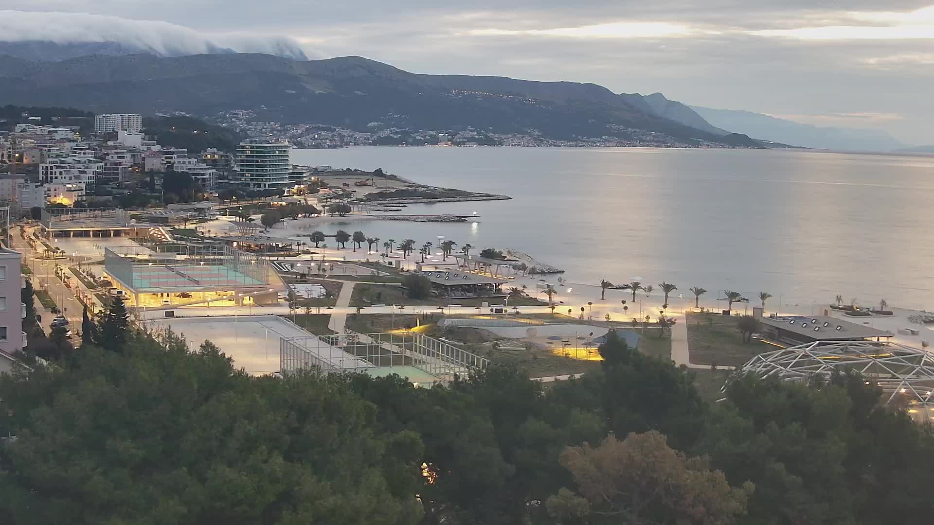 Playa Žnjan e instalaciones deportivas – Split
