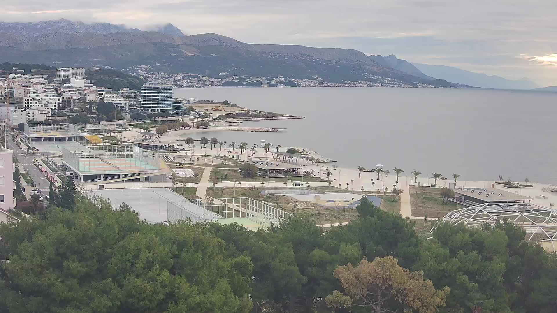 Plaža Žnjan in športni objekti – Split