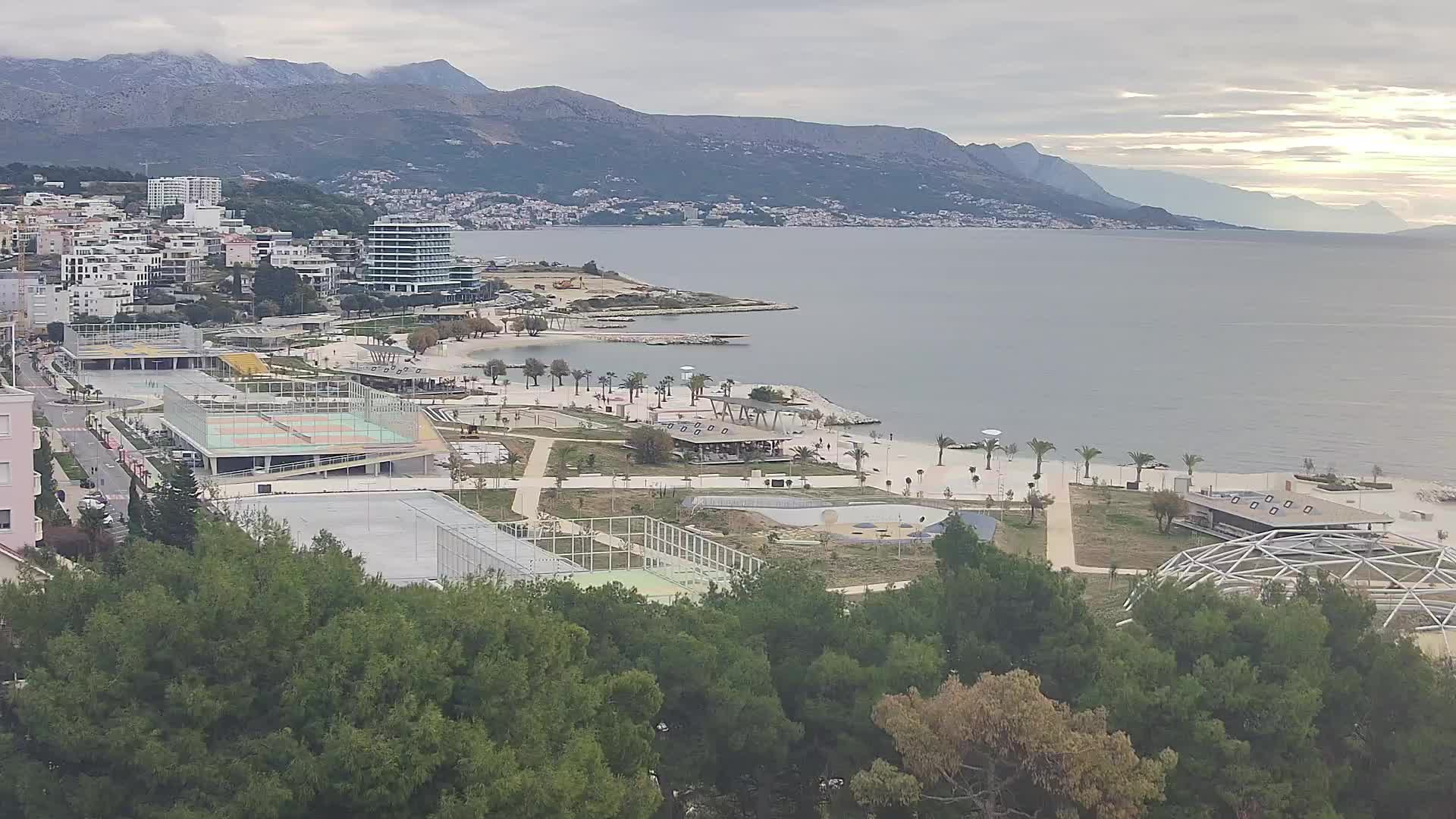 Plage Žnjan et installations sportives – Split