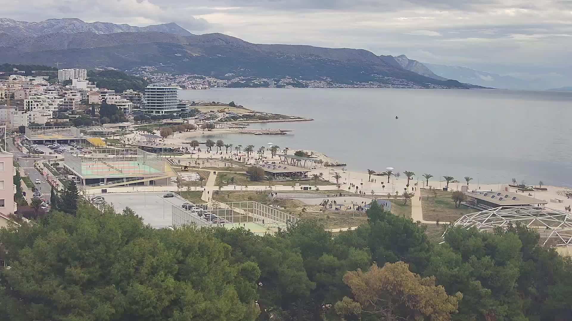 Plaža Žnjan in športni objekti – Split