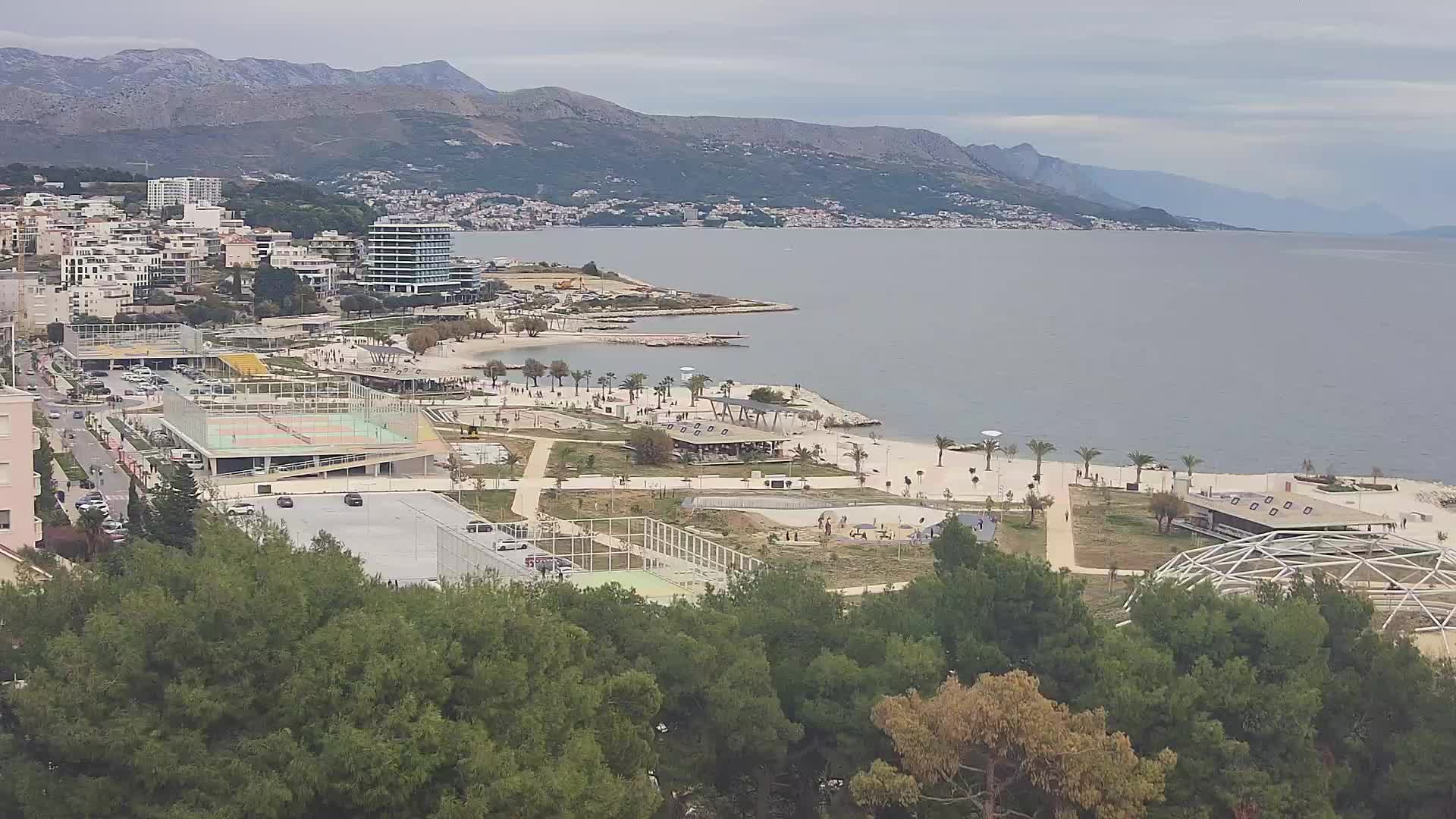 Playa Žnjan e instalaciones deportivas – Split