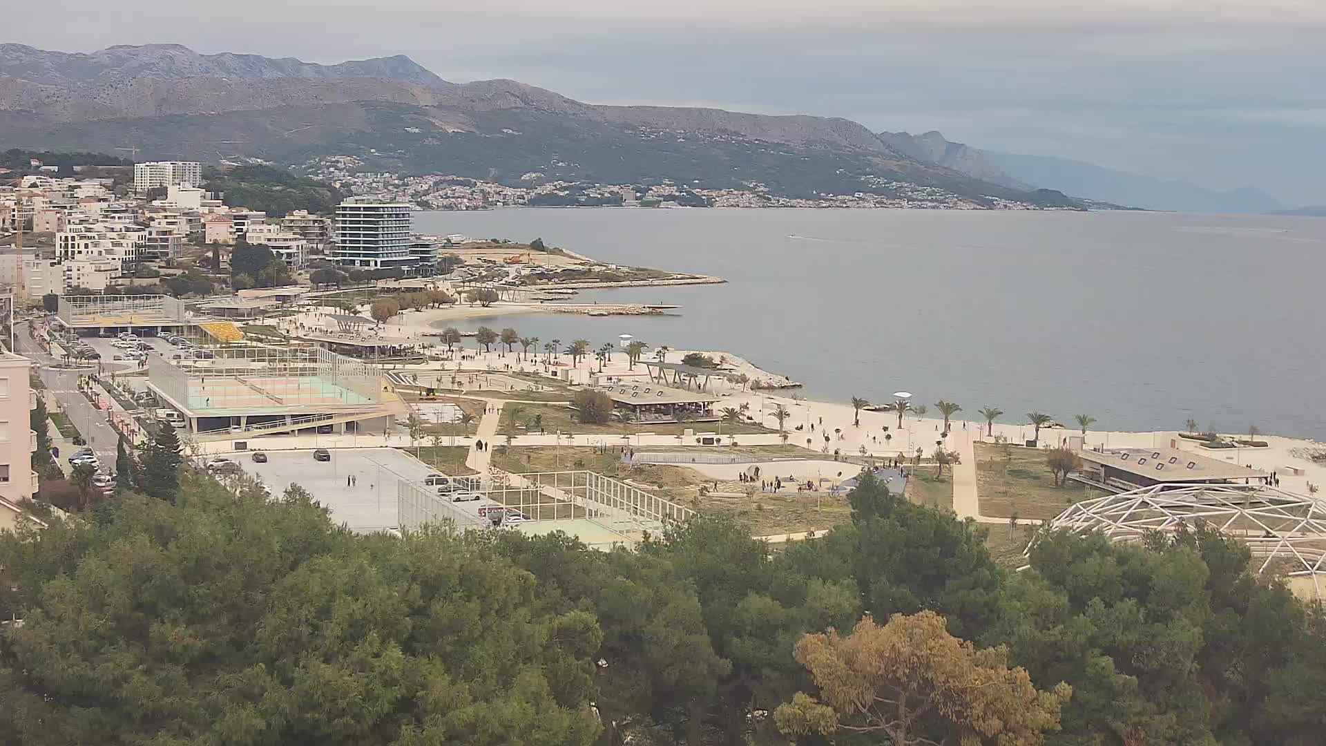 Plaža Žnjan in športni objekti – Split