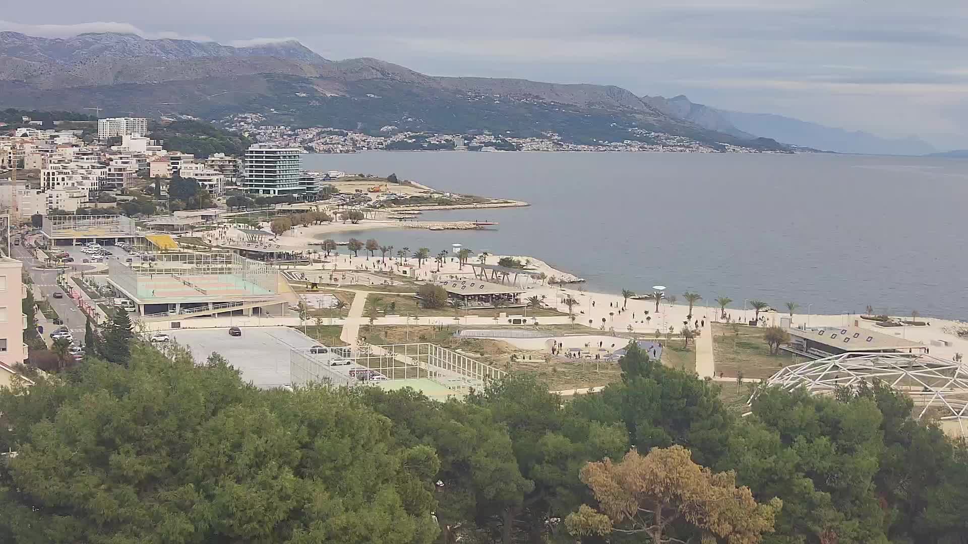 Plaža Žnjan in športni objekti – Split