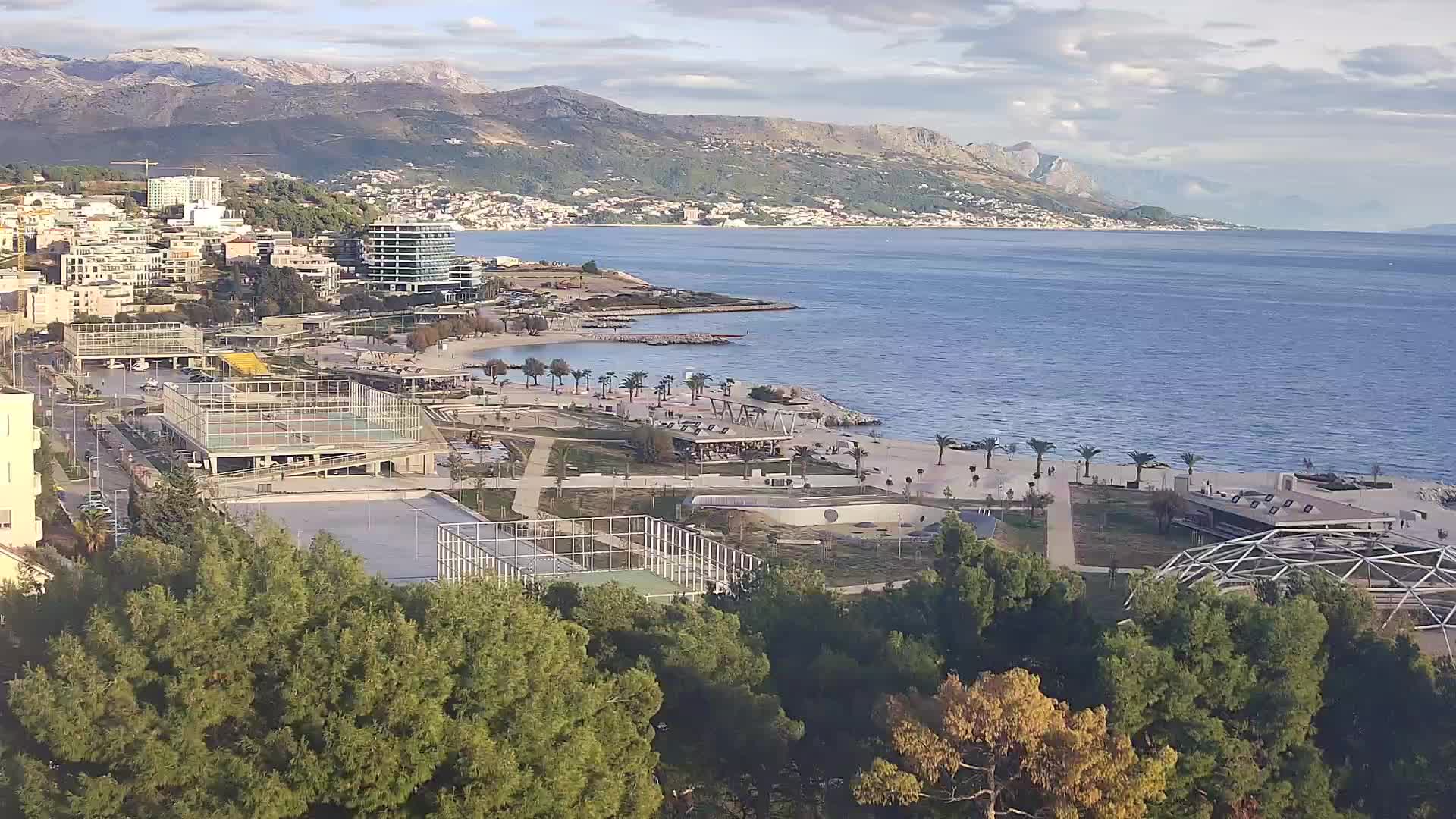 Playa Žnjan e instalaciones deportivas – Split