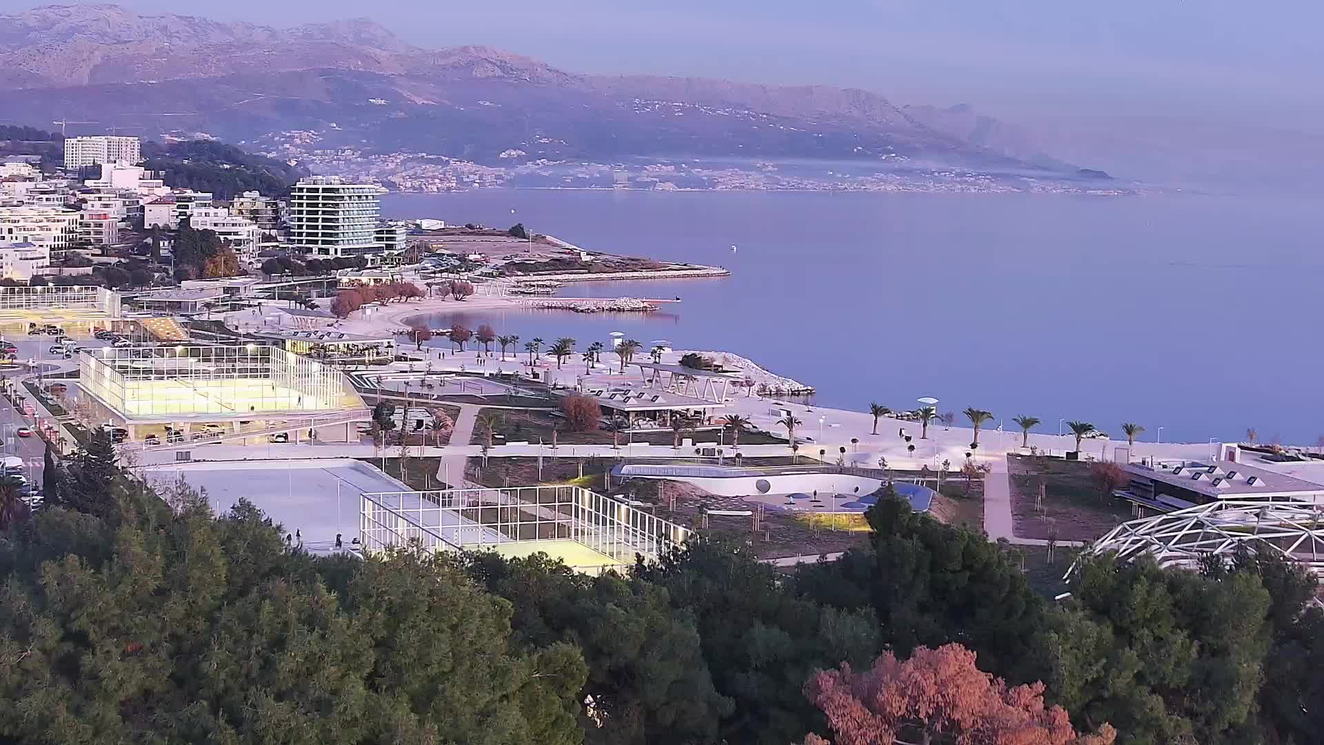 Playa Žnjan e instalaciones deportivas – Split