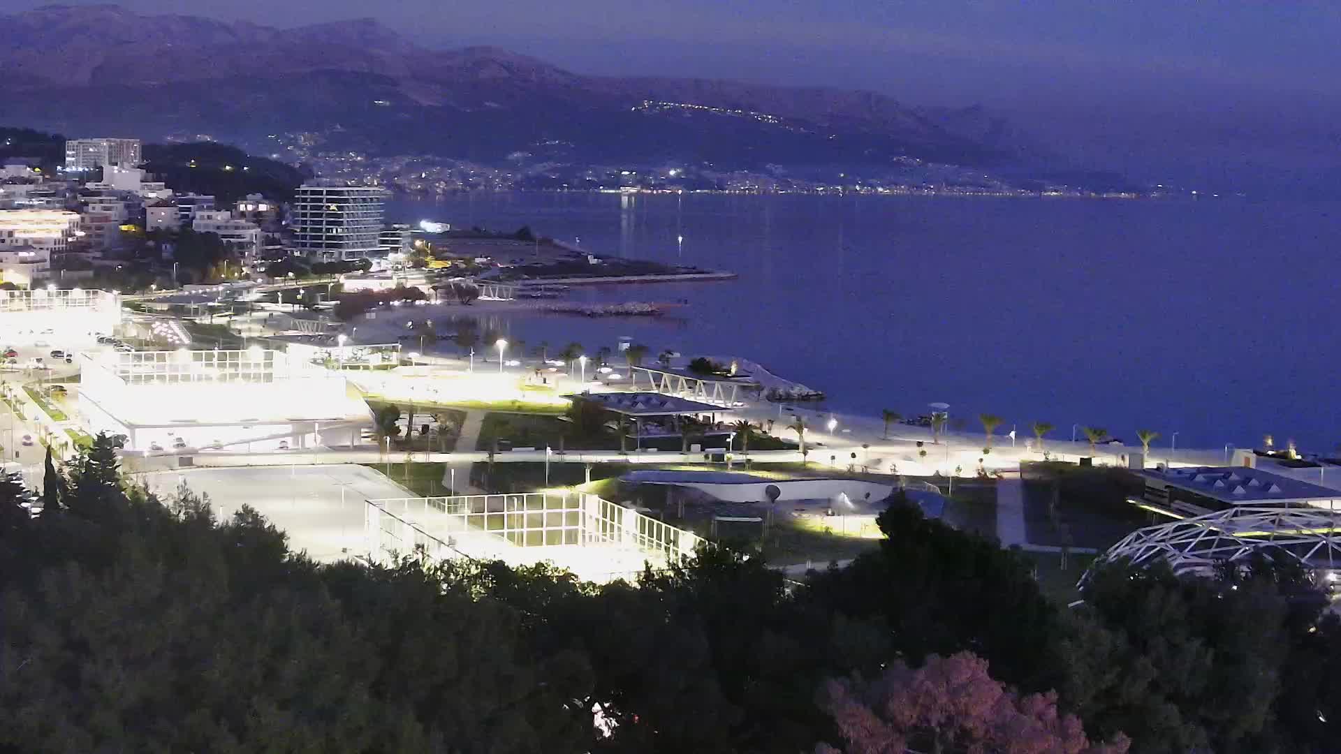 Plaža Žnjan in športni objekti – Split