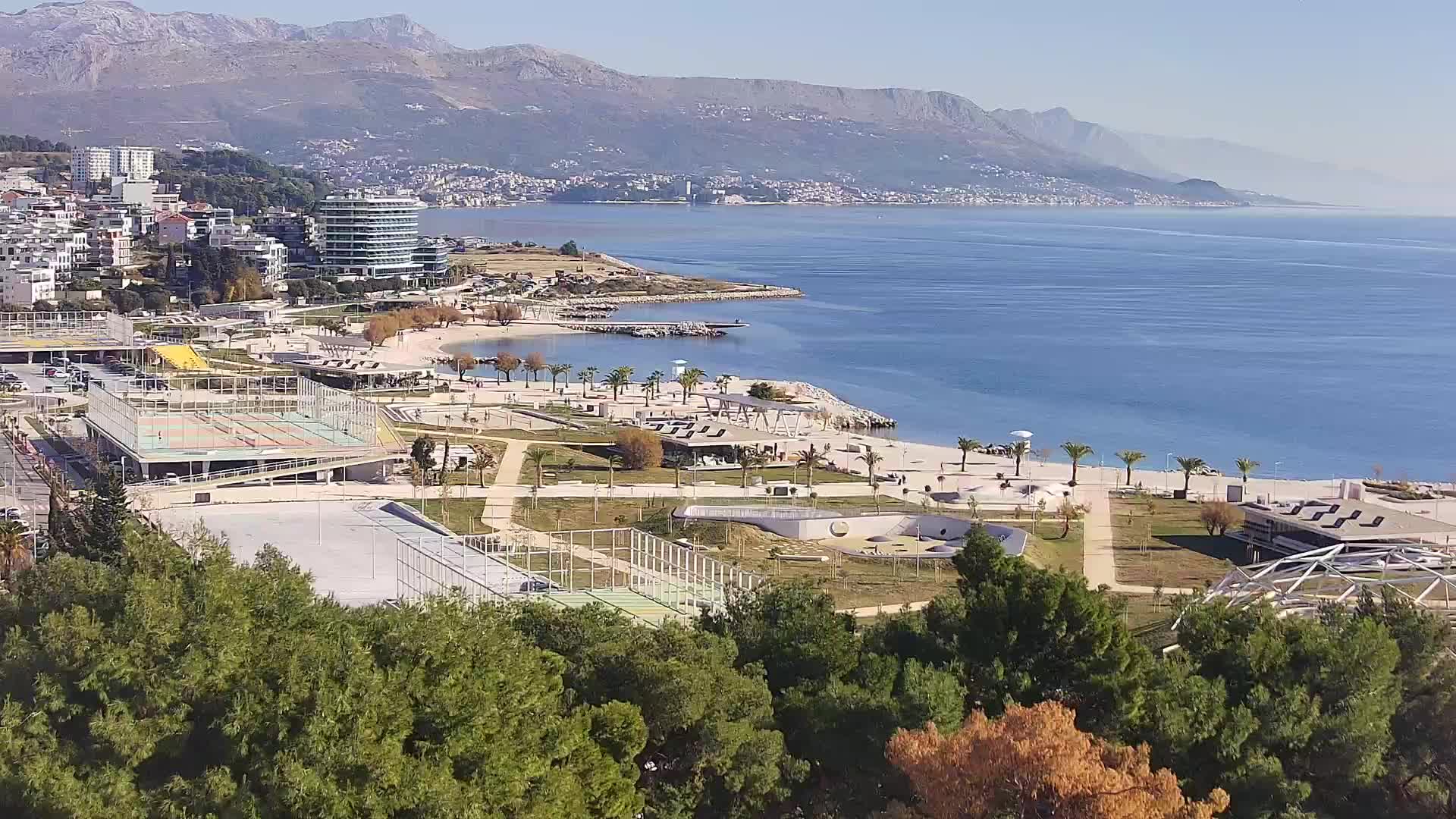Plaža Žnjan in športni objekti – Split