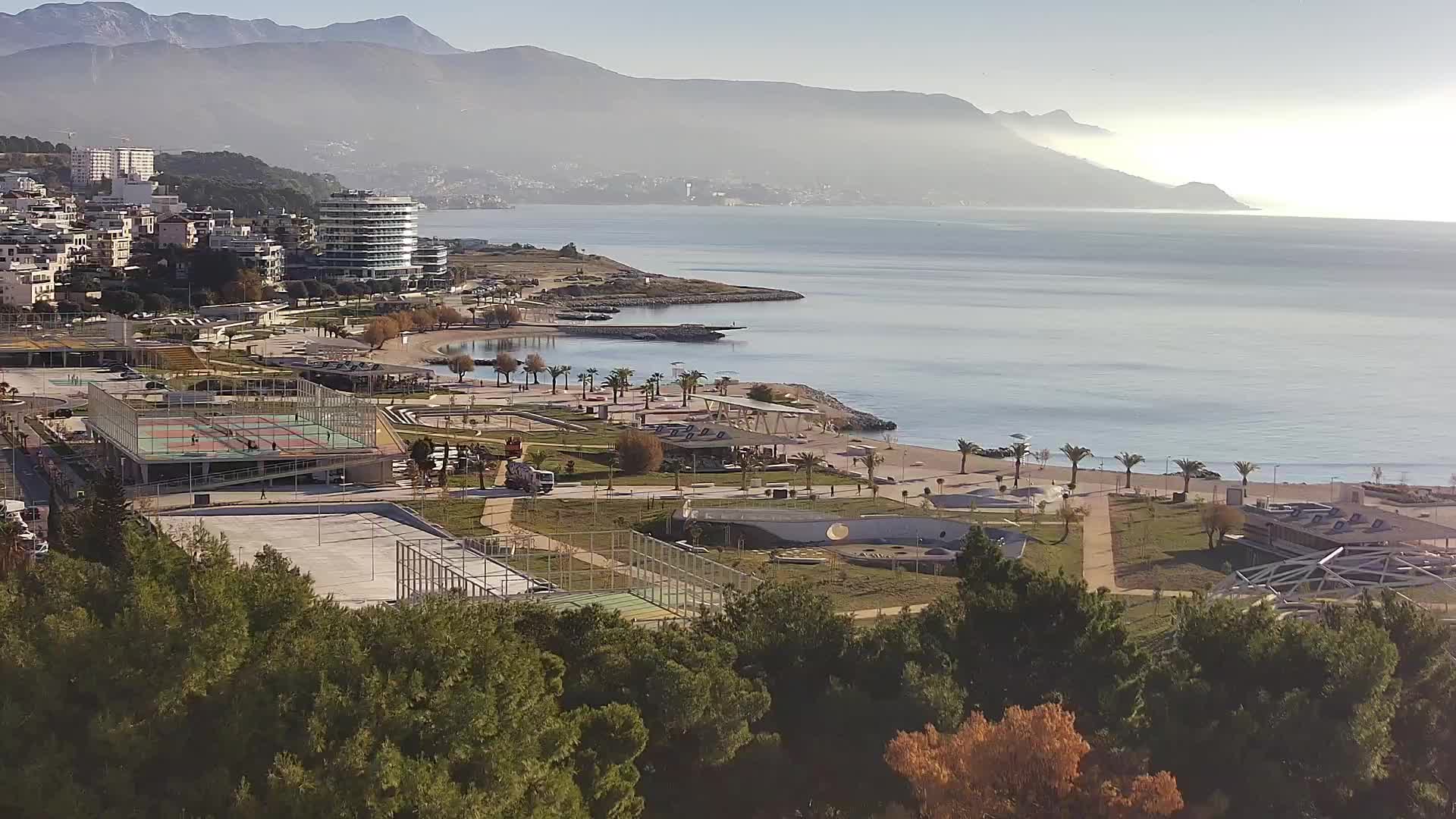 Plaža Žnjan in športni objekti – Split