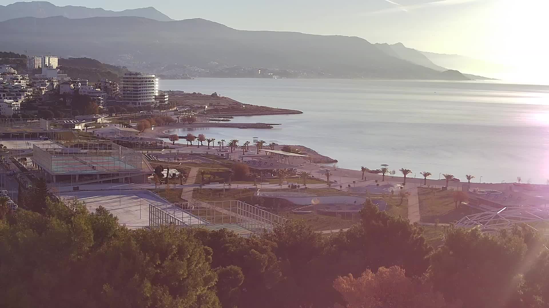 Plaža Žnjan in športni objekti – Split