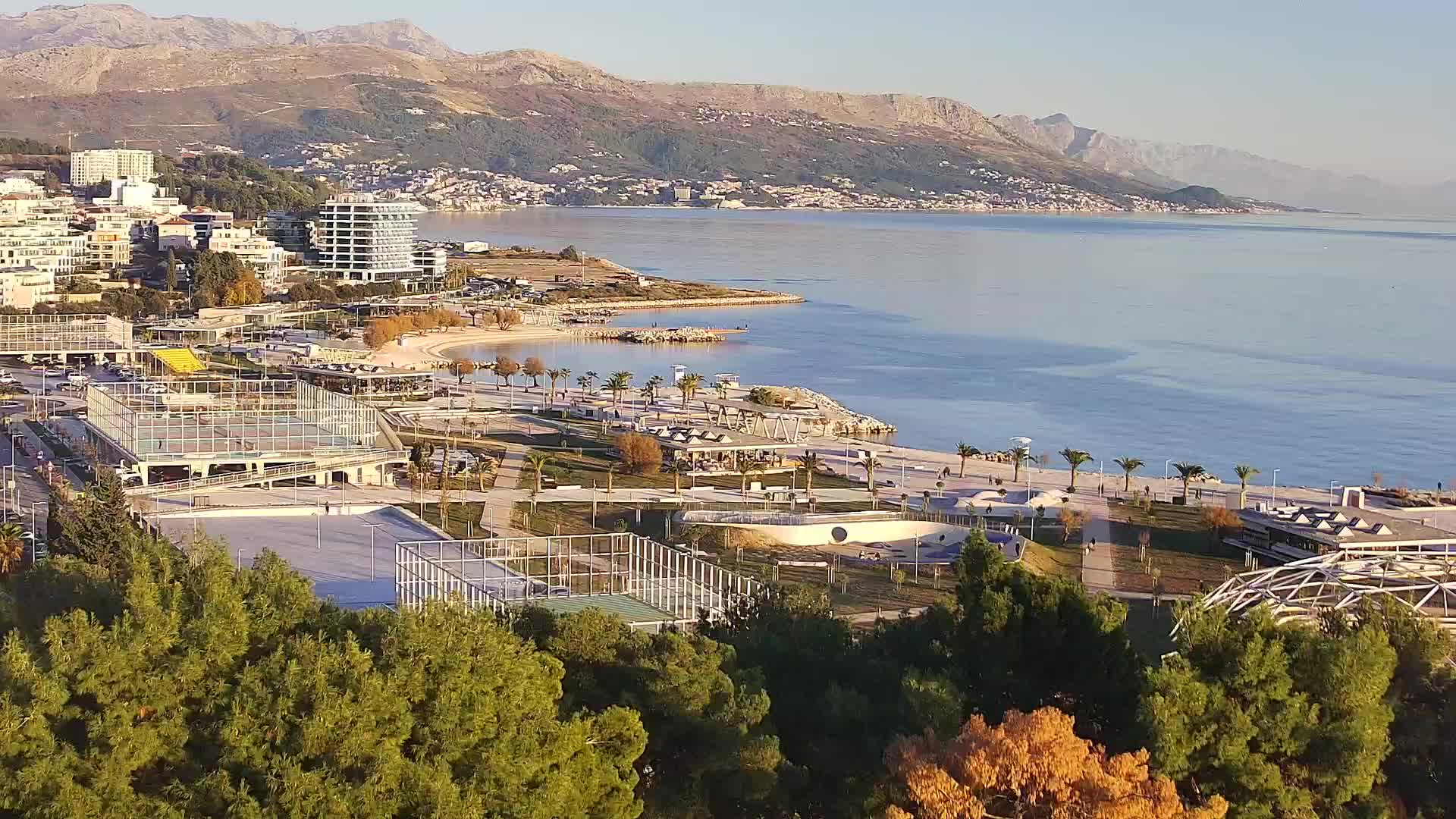 Plaža Žnjan in športni objekti – Split