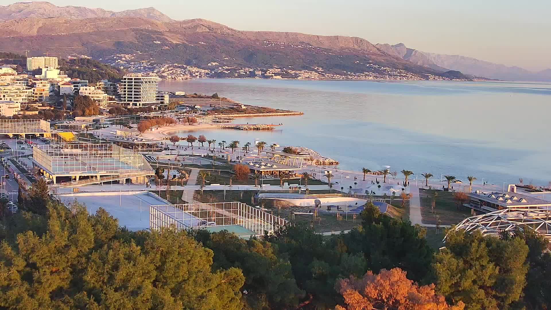 Plage Žnjan et installations sportives – Split