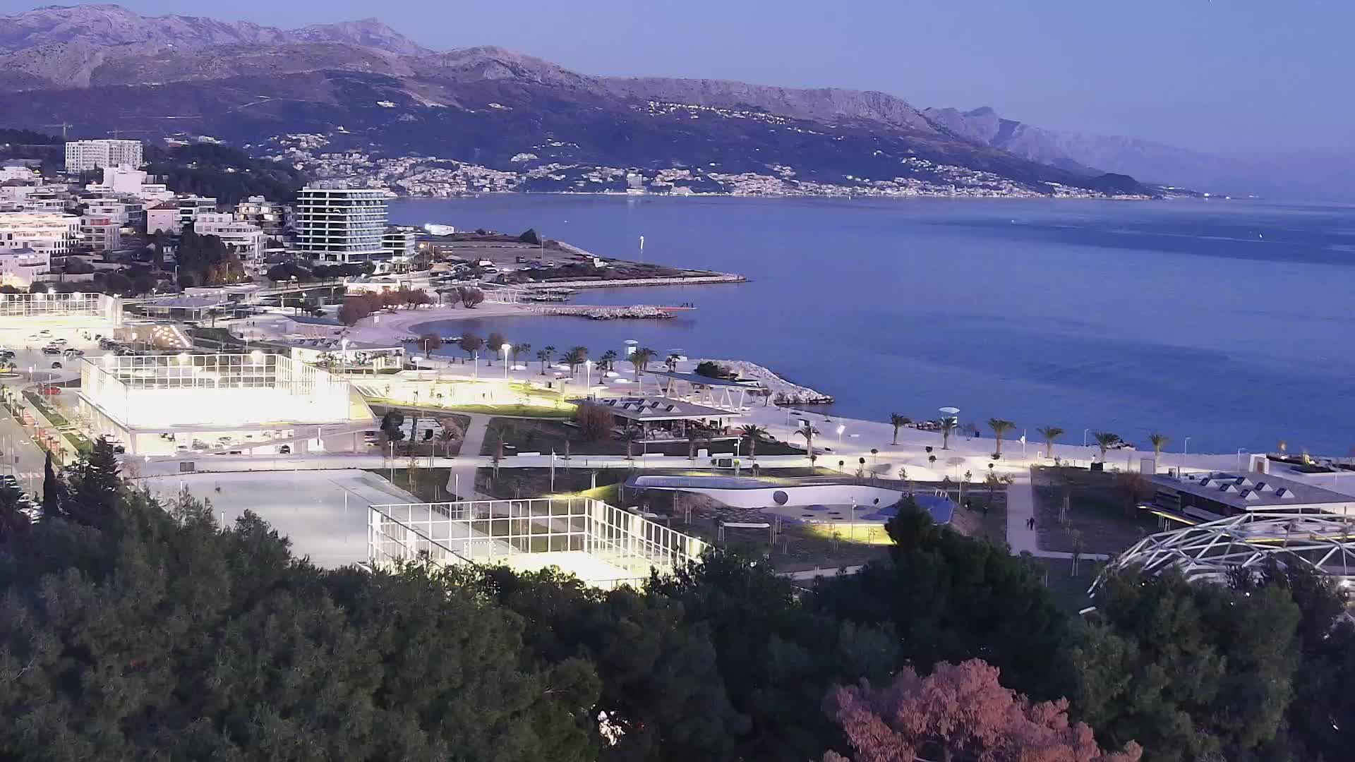 Plaža Žnjan in športni objekti – Split