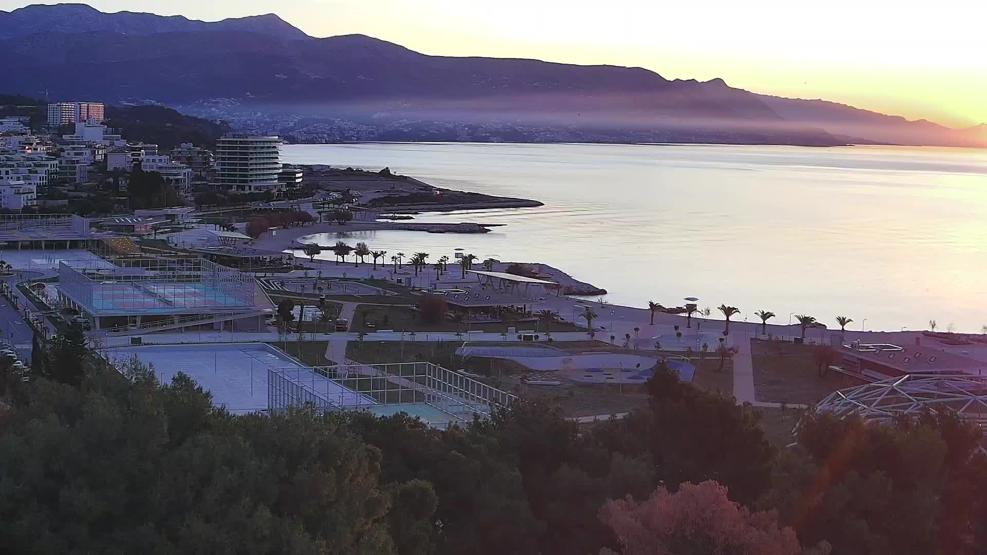 Playa Žnjan e instalaciones deportivas – Split