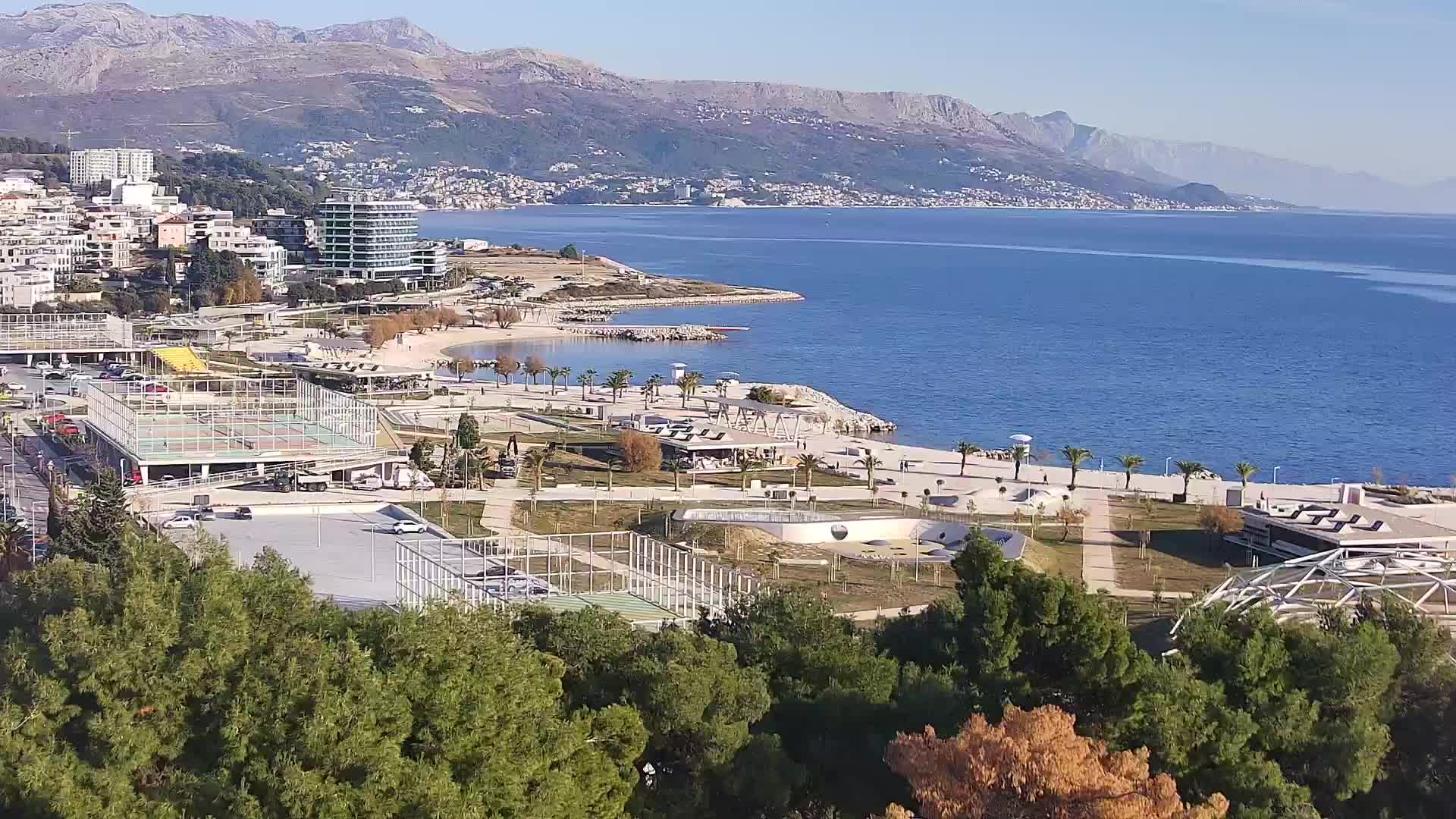 Plaža Žnjan in športni objekti – Split