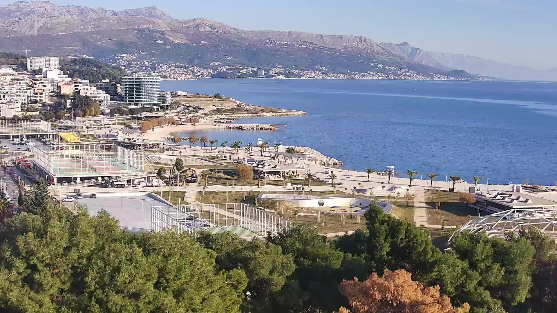 Plaža Žnjan in športni objekti – Split