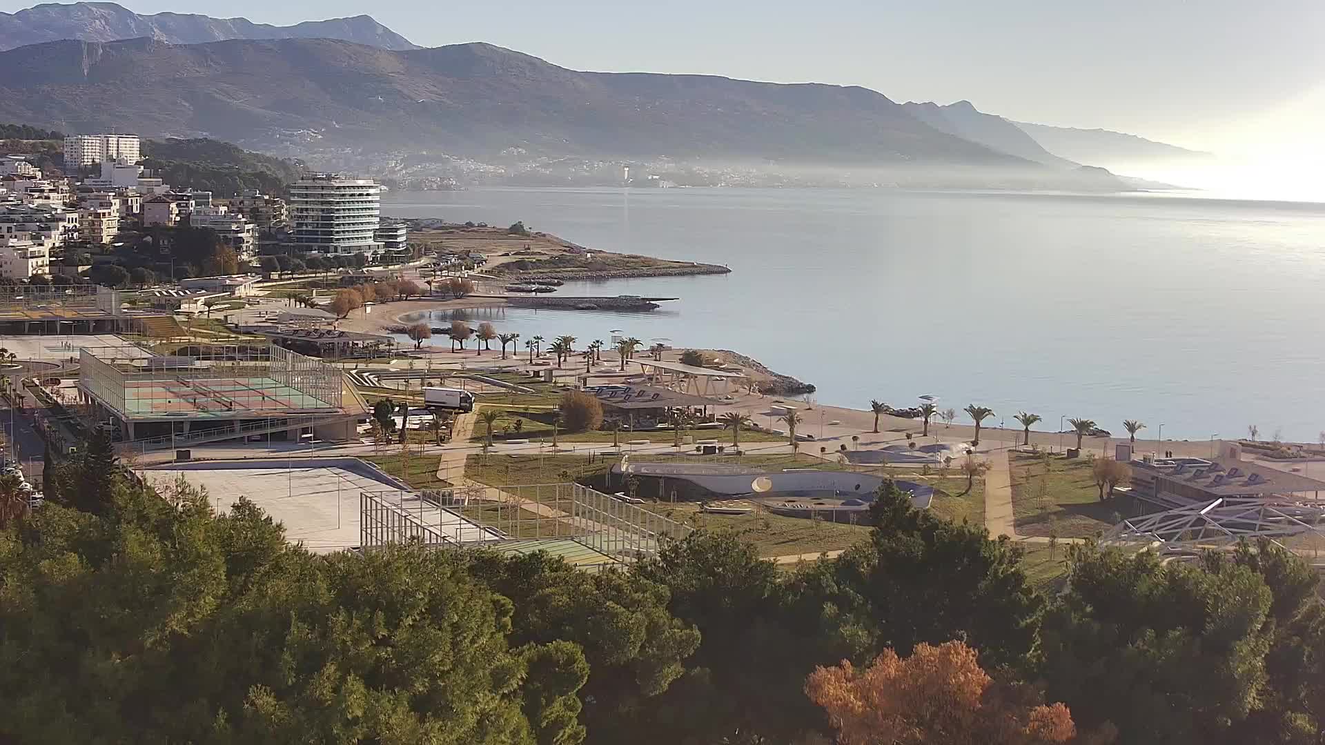 Plaža Žnjan in športni objekti – Split
