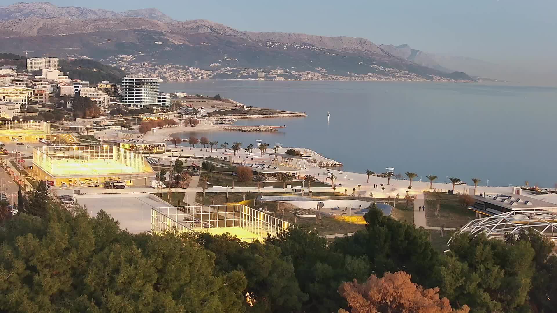 Plage Žnjan et installations sportives – Split