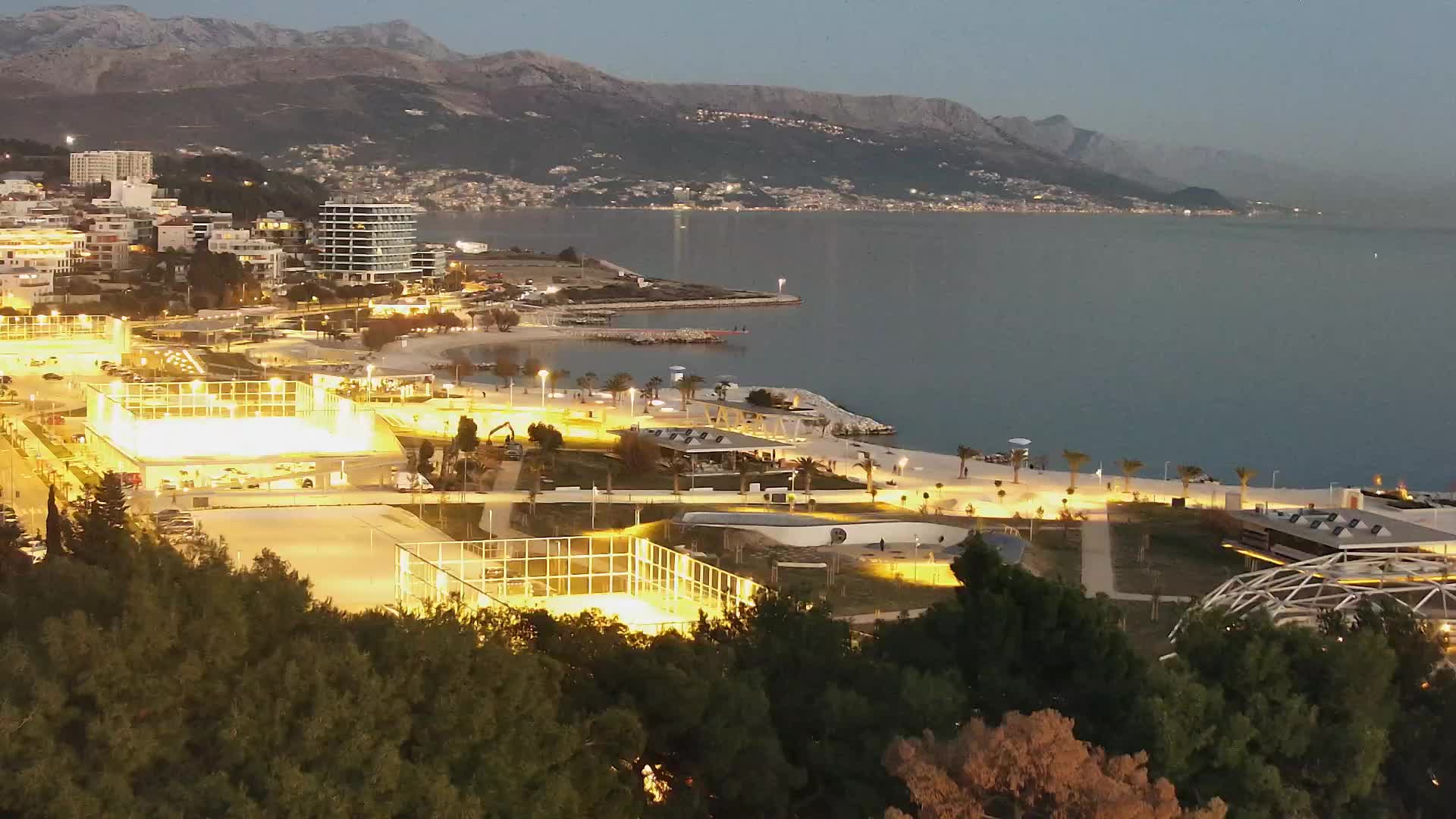 Plaža Žnjan in športni objekti – Split