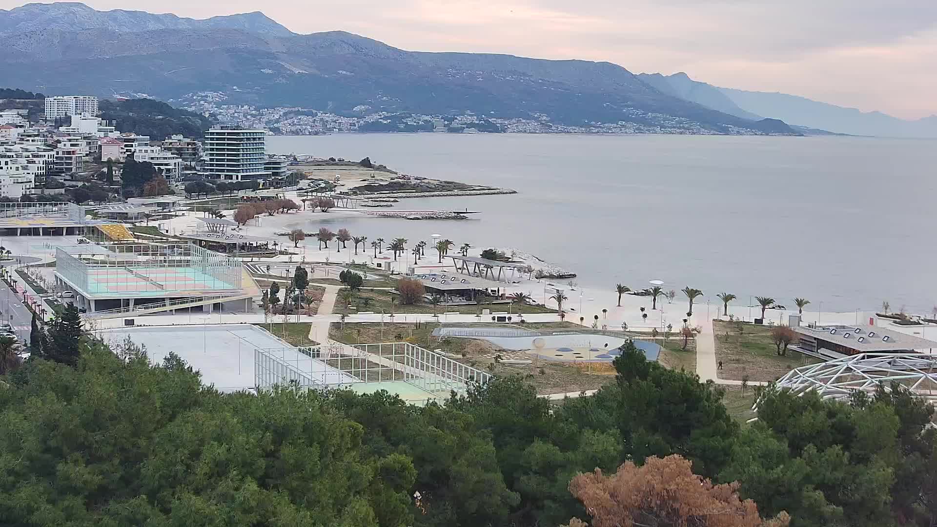 Spiaggia di Žnjan e impianti sportivi – Spalato