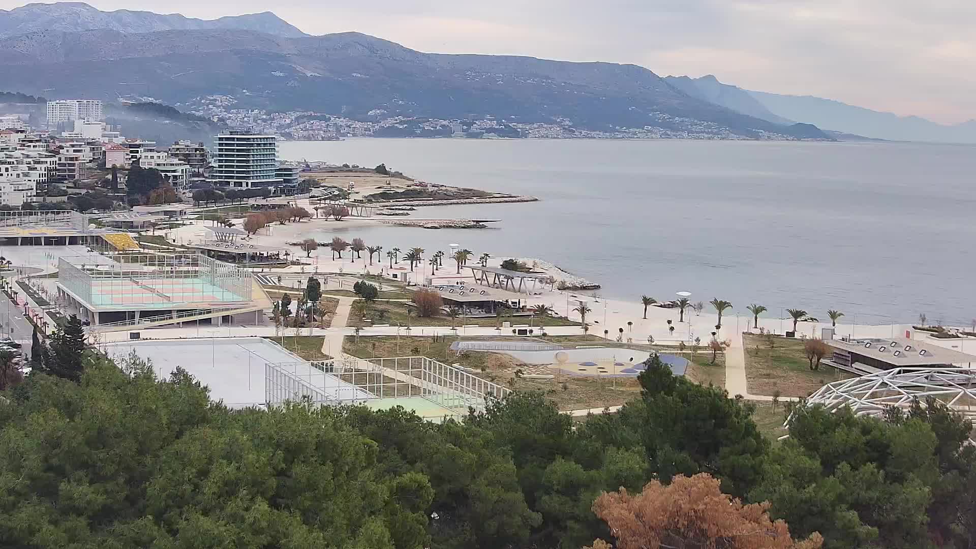 Playa Žnjan e instalaciones deportivas – Split