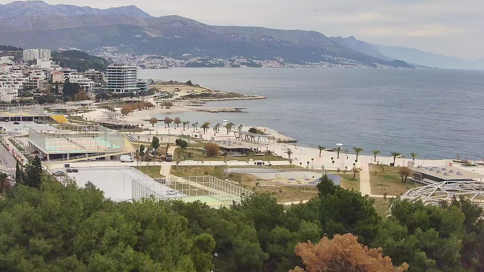 Playa Žnjan e instalaciones deportivas – Split