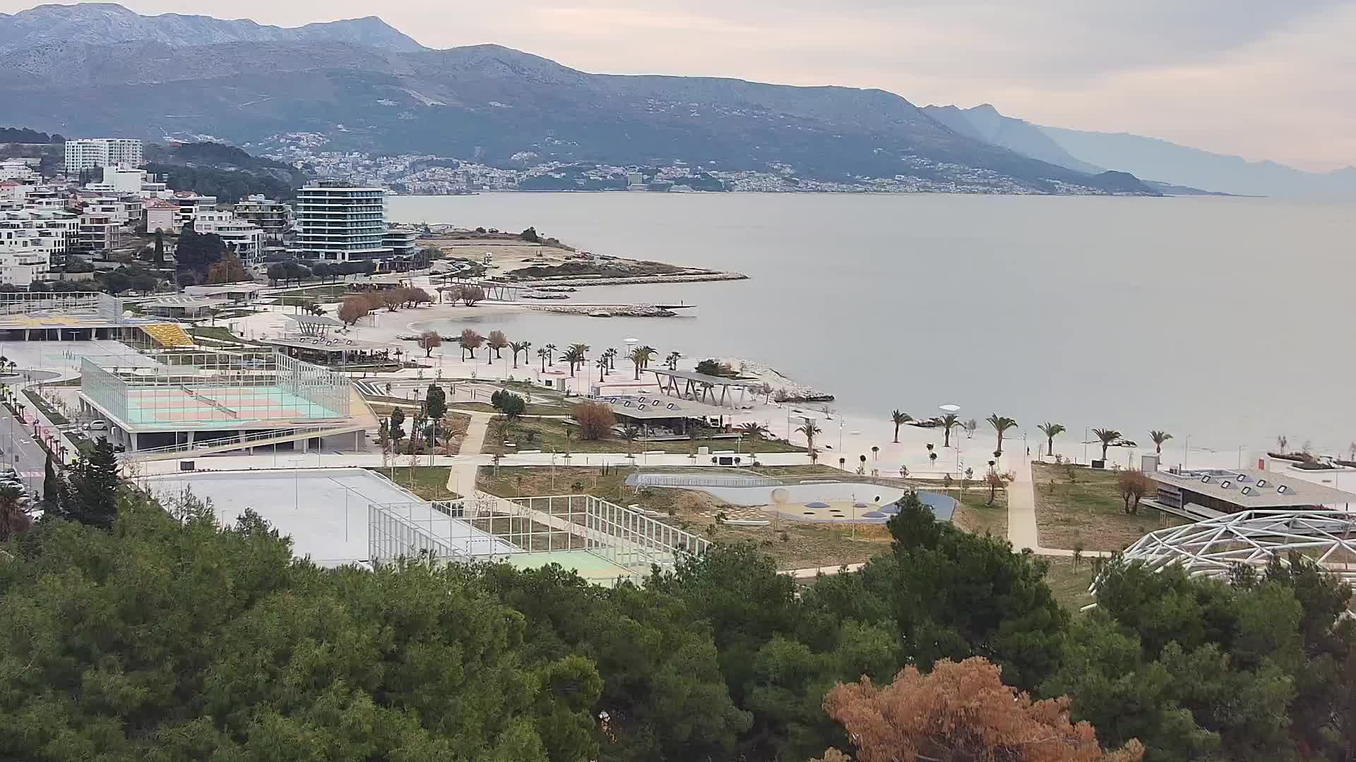 Spiaggia di Žnjan e impianti sportivi – Spalato