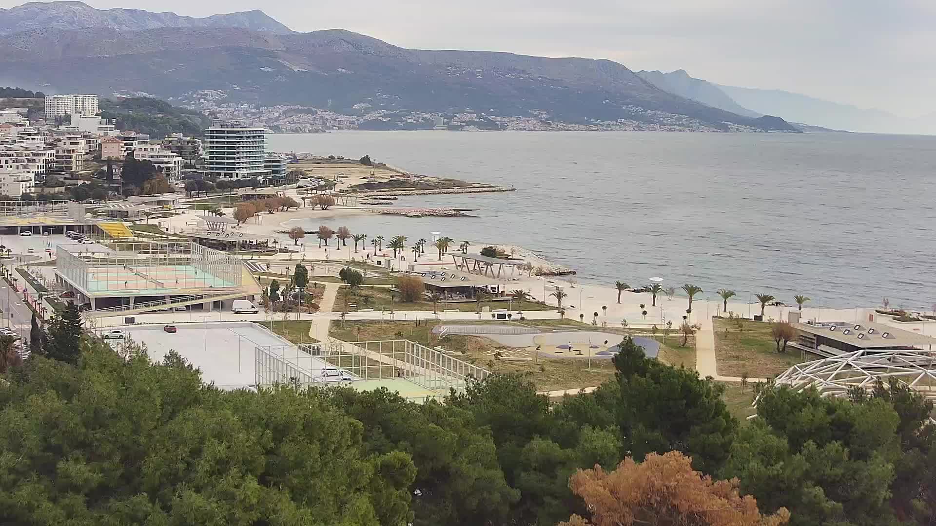 Plaža Žnjan in športni objekti – Split