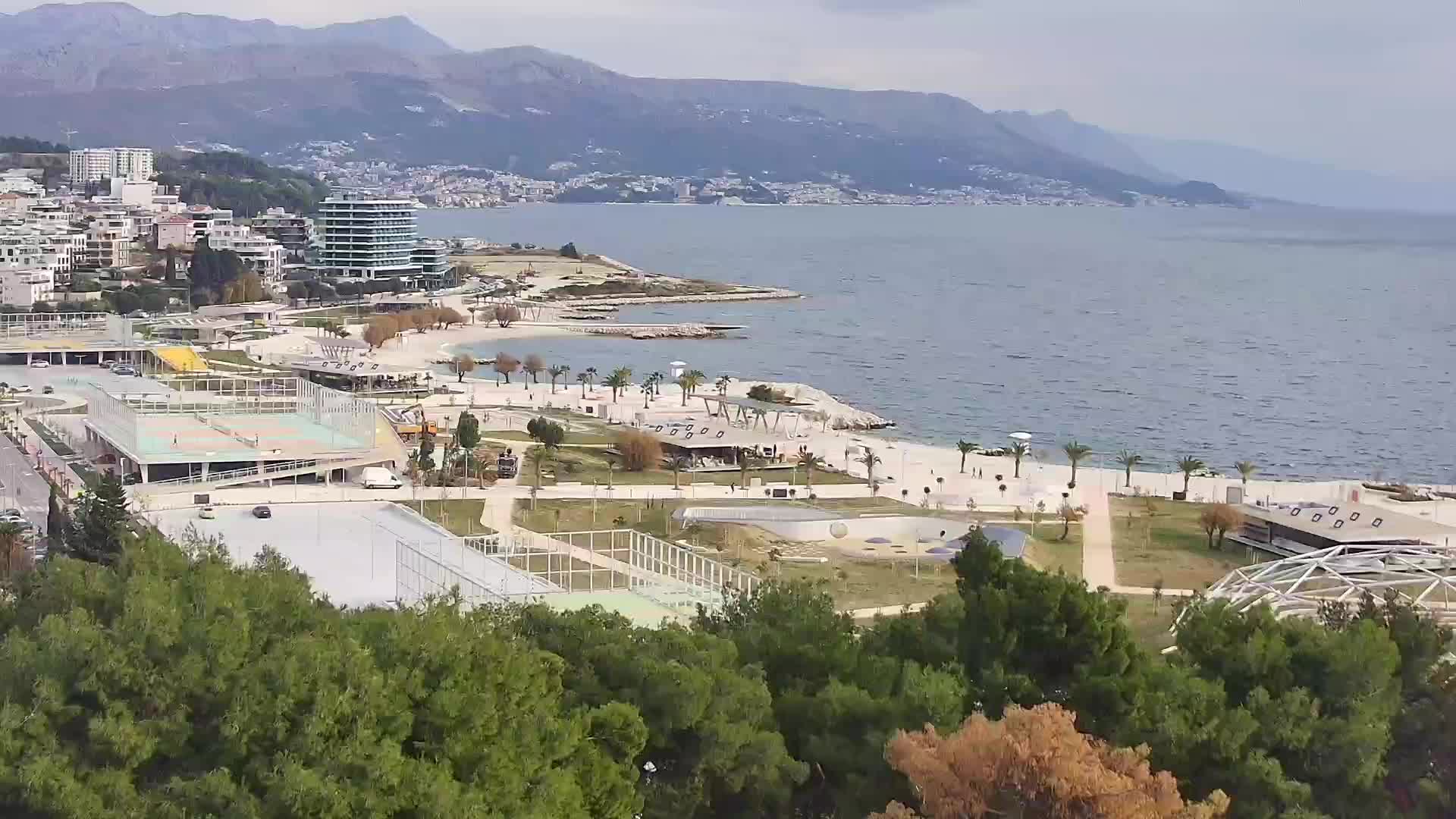 Plaža Žnjan in športni objekti – Split