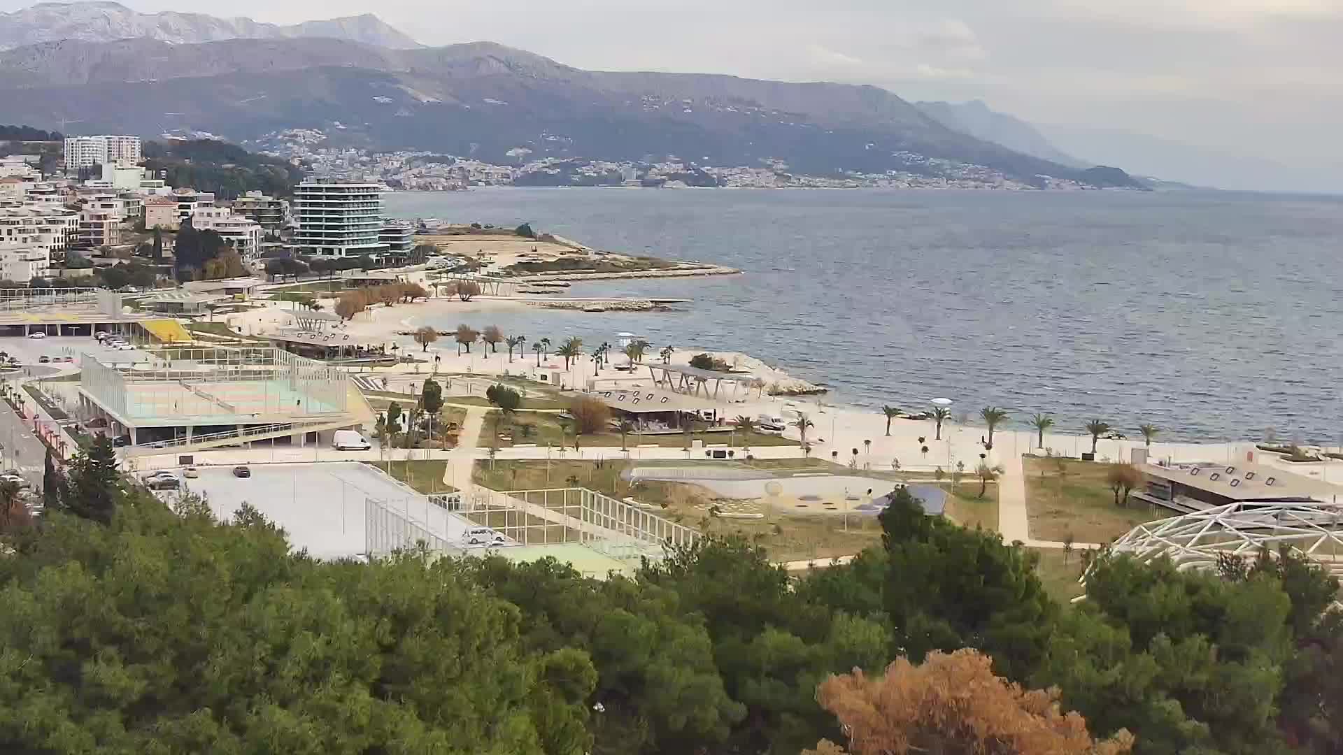 Plaža Žnjan in športni objekti – Split