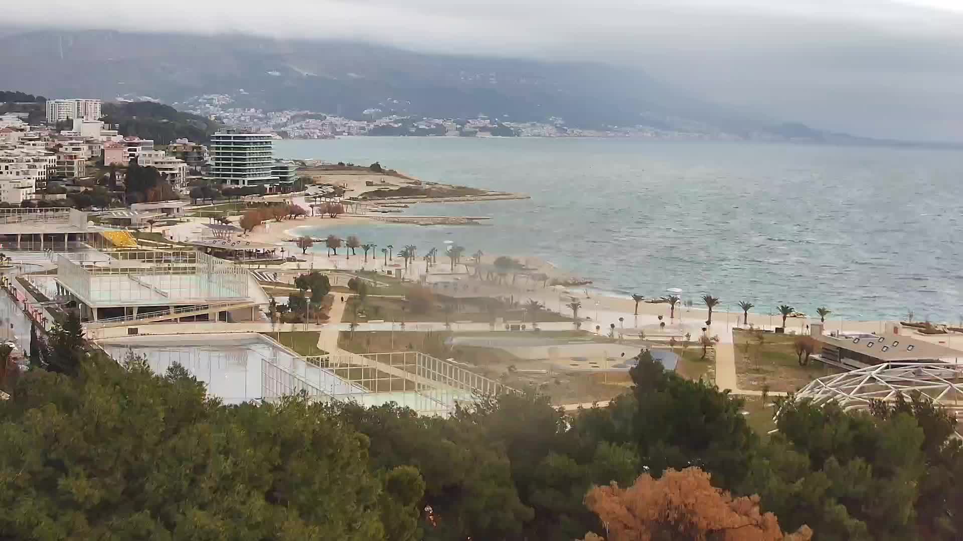 Plaža Žnjan in športni objekti – Split
