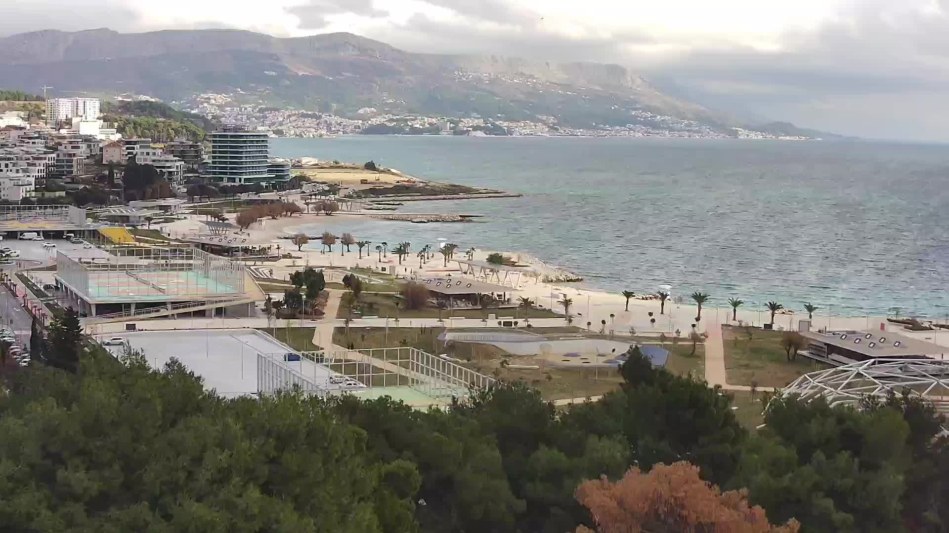 Plage Žnjan et installations sportives – Split